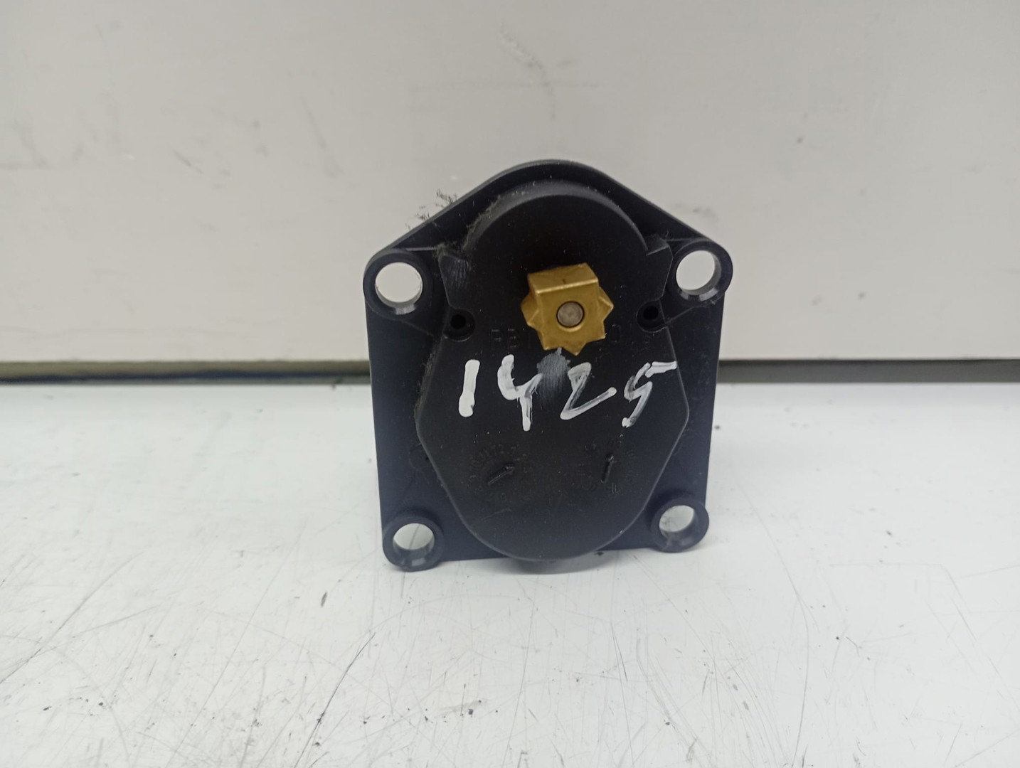 Motoras clapeta mixaj aer 657102JD Peugeot 607 1 (2000 - 2004)