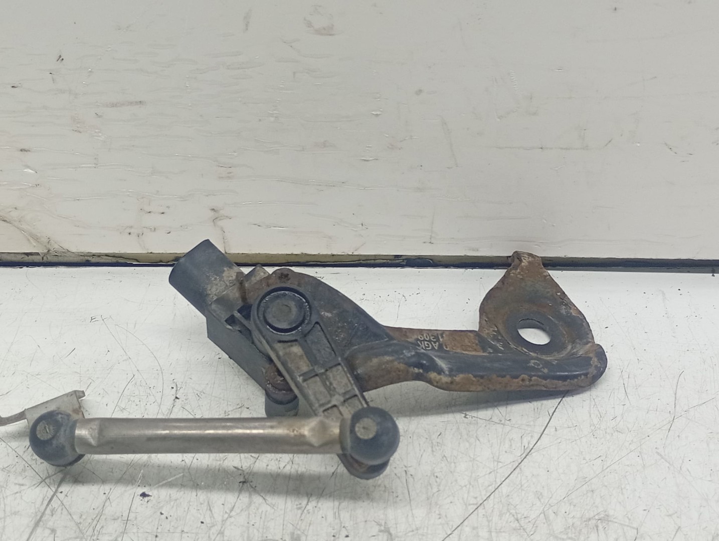 Senzor nivel faruri 1T0907503 Volkswagen Golf 5 (2003 - 2009)