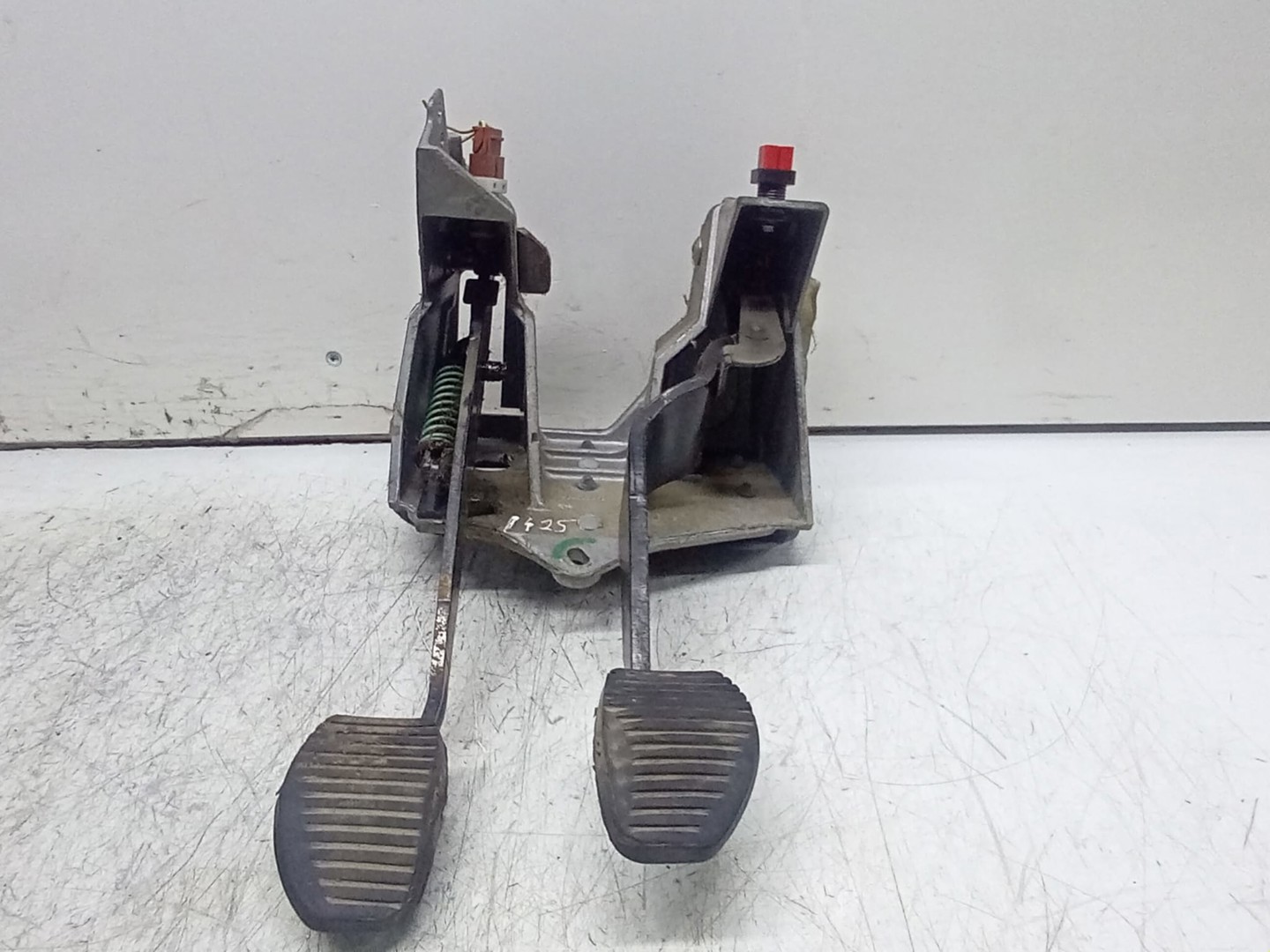Pod pedalier 9642806680 Peugeot 607 1 (2000 - 2004)