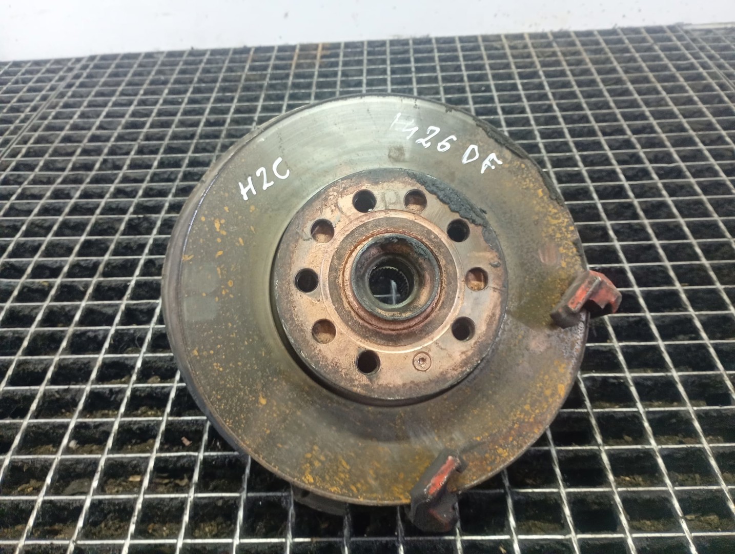 Fuzeta dreapta fata Volkswagen Golf 5 (2003 - 2009)