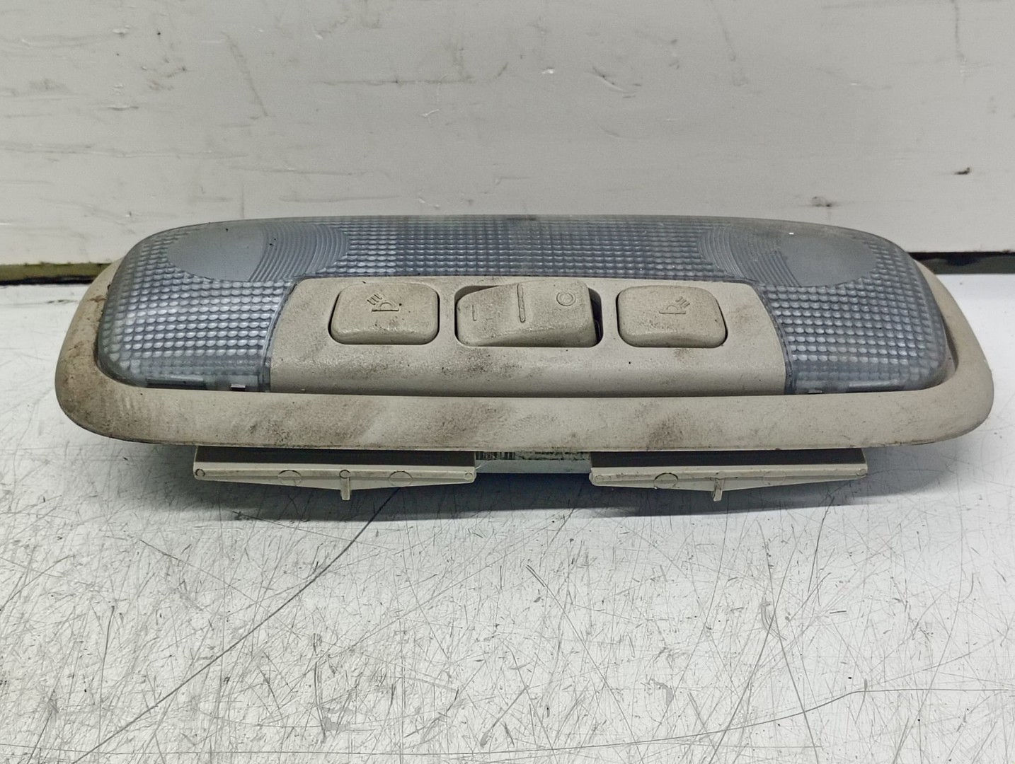 Plafoniera 8a6a-13k767-AB Ford Mondeo MK4 (2007 - 2010)