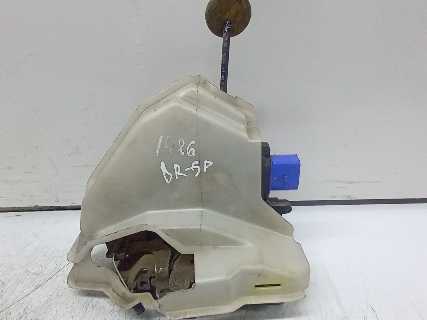 Broasca dreapta spate 7L0839016 Volkswagen Golf 5 (2003 - 2009)