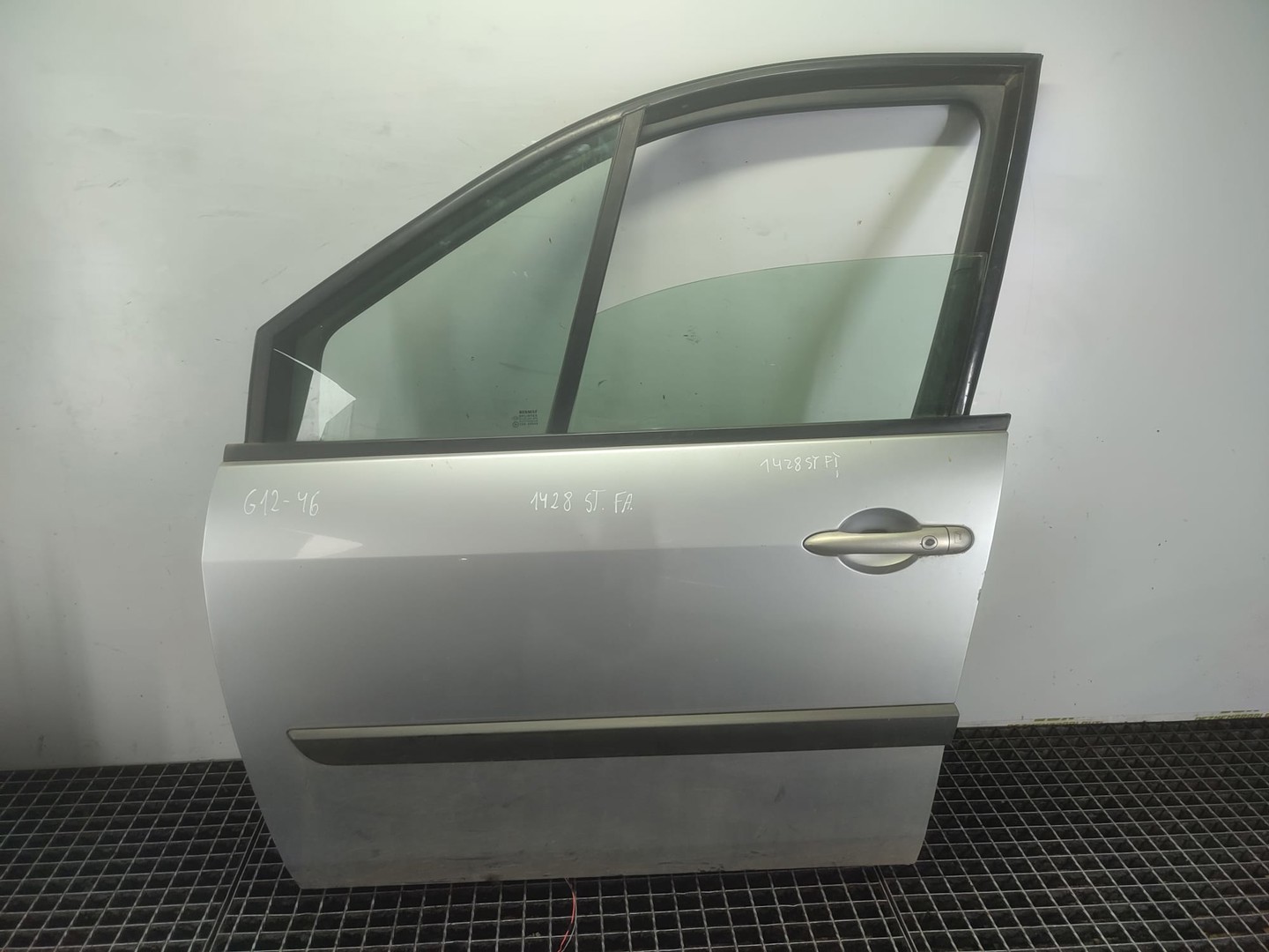 Usa stanga fata Renault Scenic 2 (facelift) (2006 - 2010)