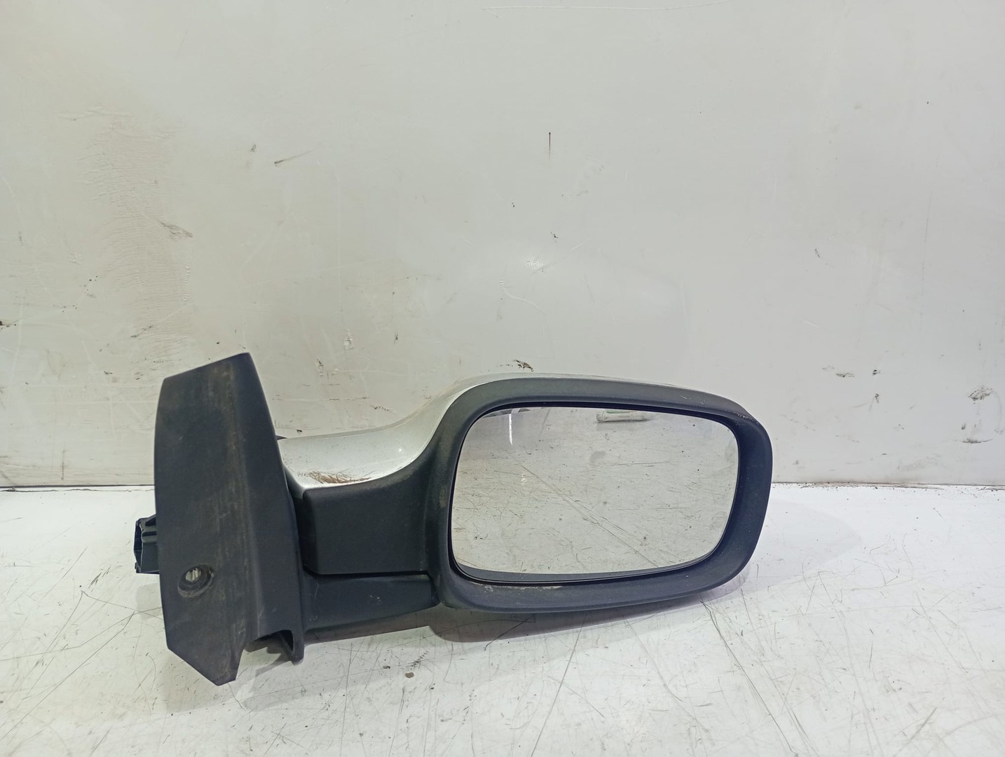 Oglinda dreapta E9011126-1127 Renault Scenic 2 (facelift) (2006 - 2010)