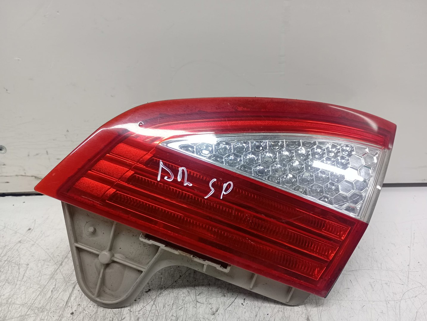 Stop dreapta haion 7s71-13a602 Ford Mondeo MK4 (2007 - 2010)