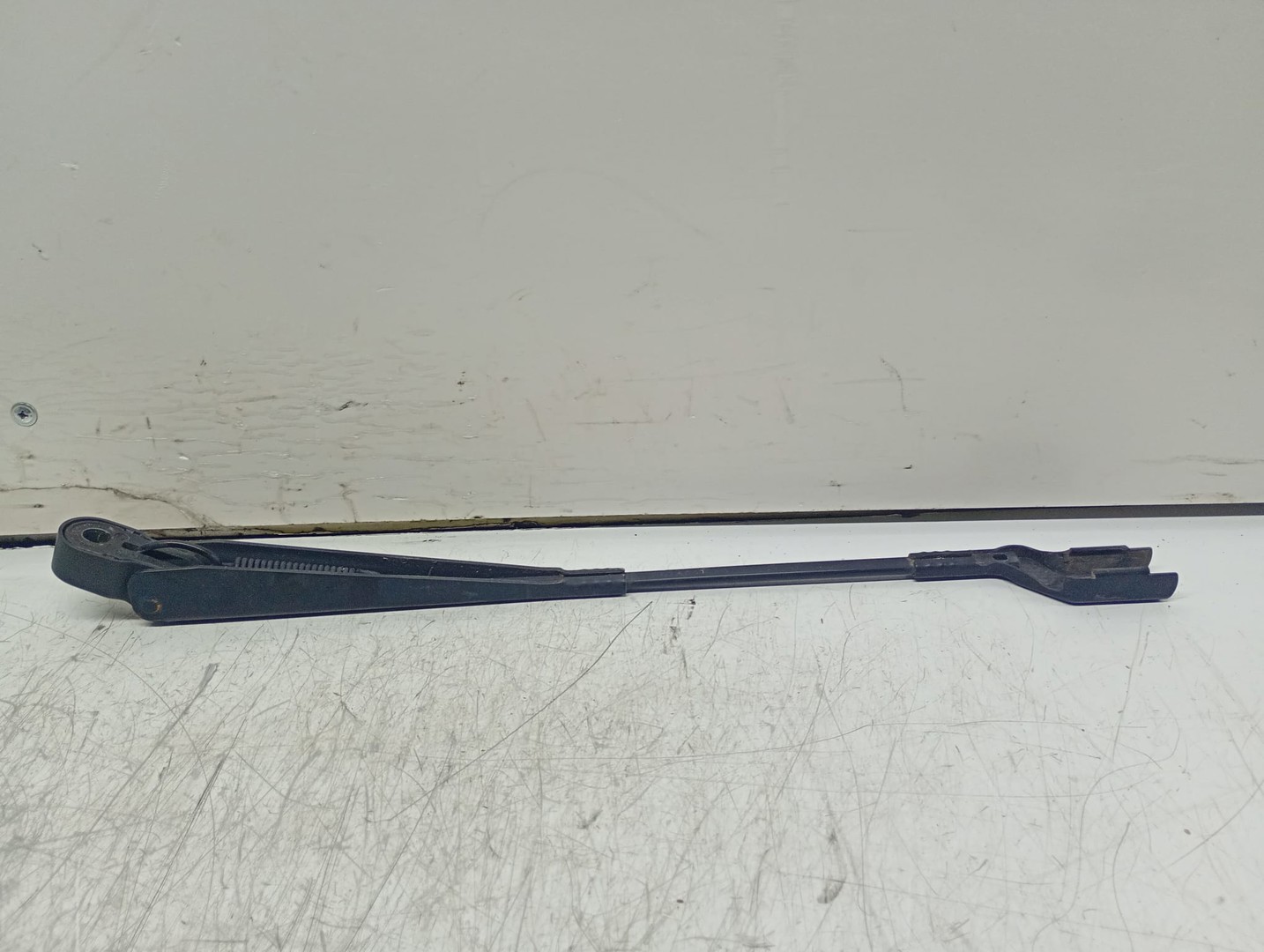 Brat stergator luneta 7S71A17406AA Ford Mondeo MK4 (2007 - 2010)