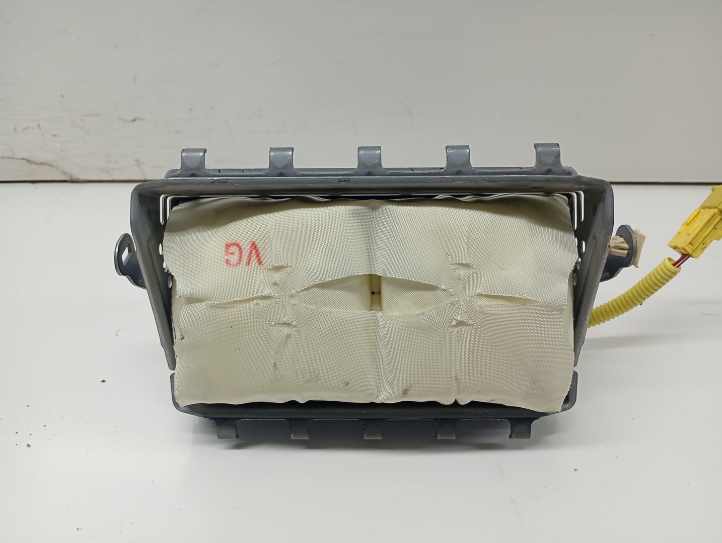 Airbag pasager 7030a060 Mitsubishi Lancer X (2007 - 2011)
