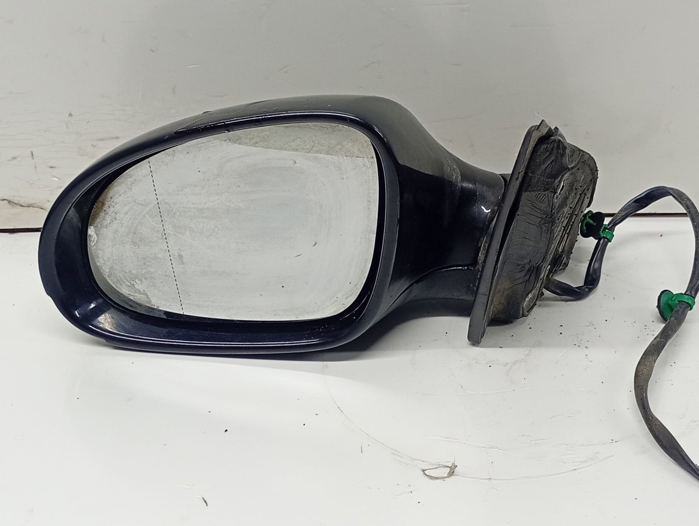 Oglinda stanga E1010781 Volkswagen Passat B6 (2005 - 2010)