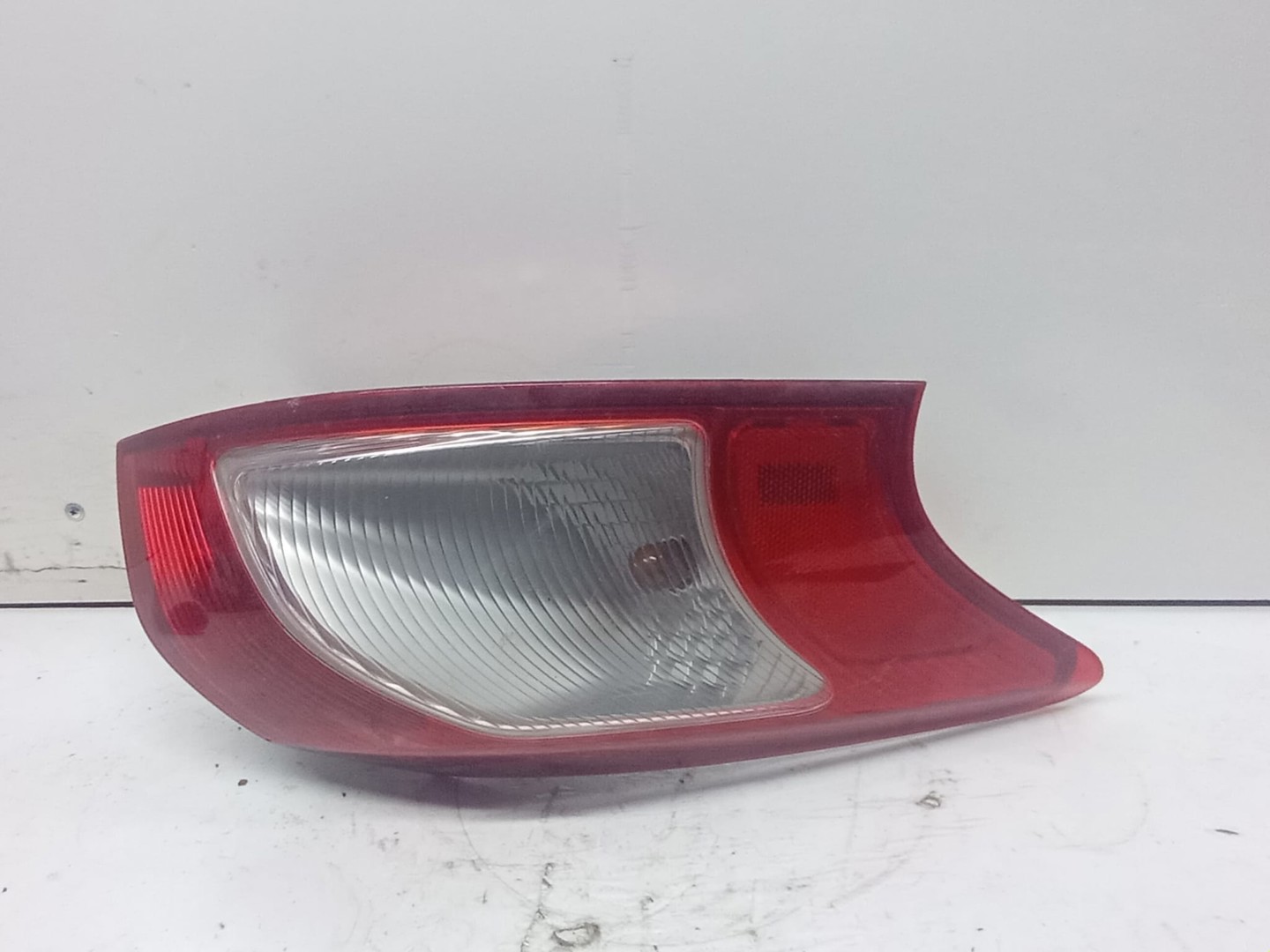Stop stanga 220-87977 Mitsubishi Lancer X (2007 - 2011)