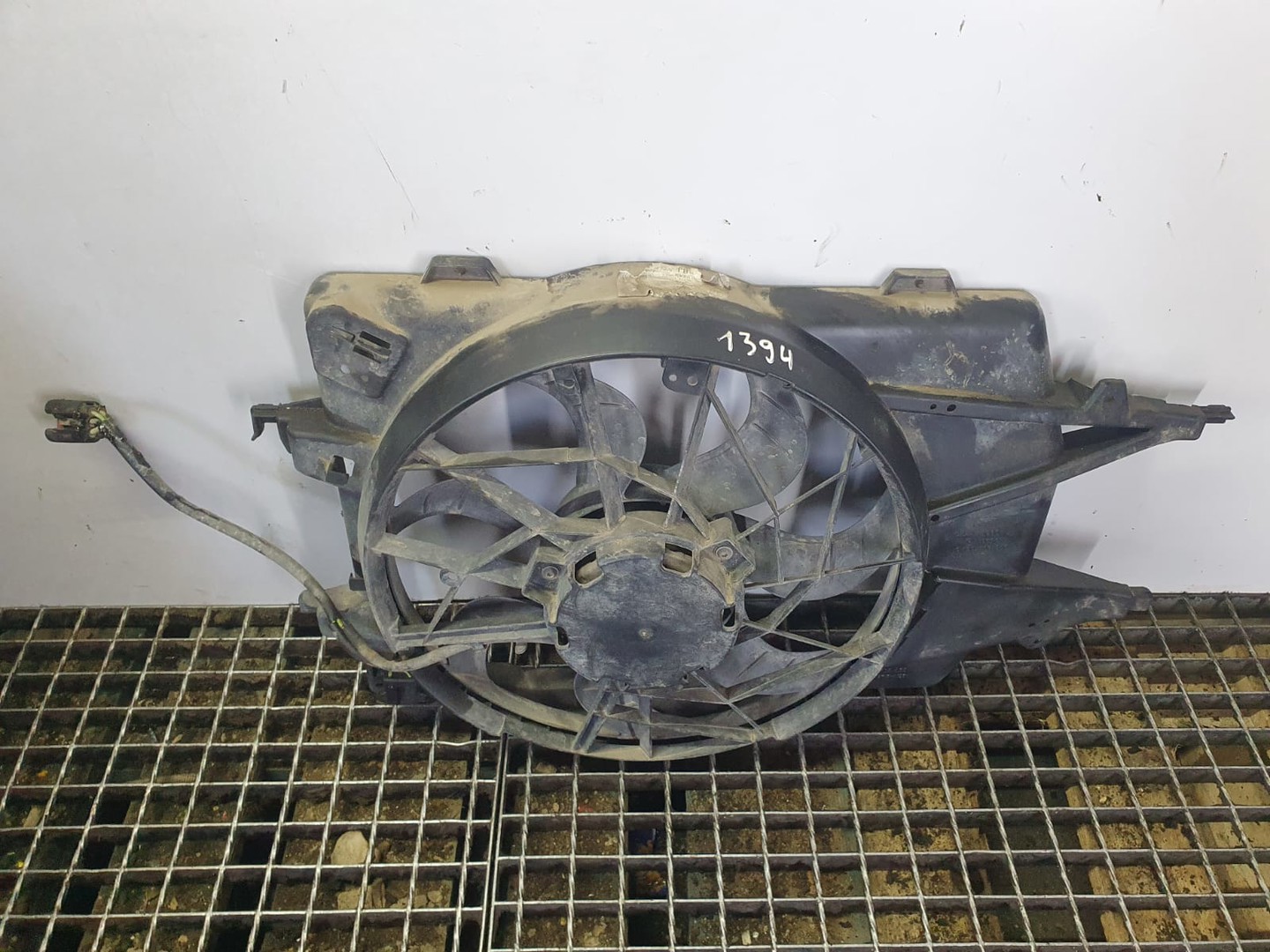 Electroventilator gmv 2s41-8c607-aa Ford Focus 1 (1999 - 2004)