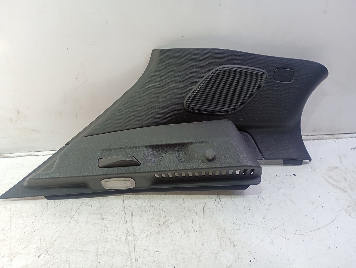 Ornament interior a1566900925 Mercedes Benz GLA-Class X156 (2013 - 2017)