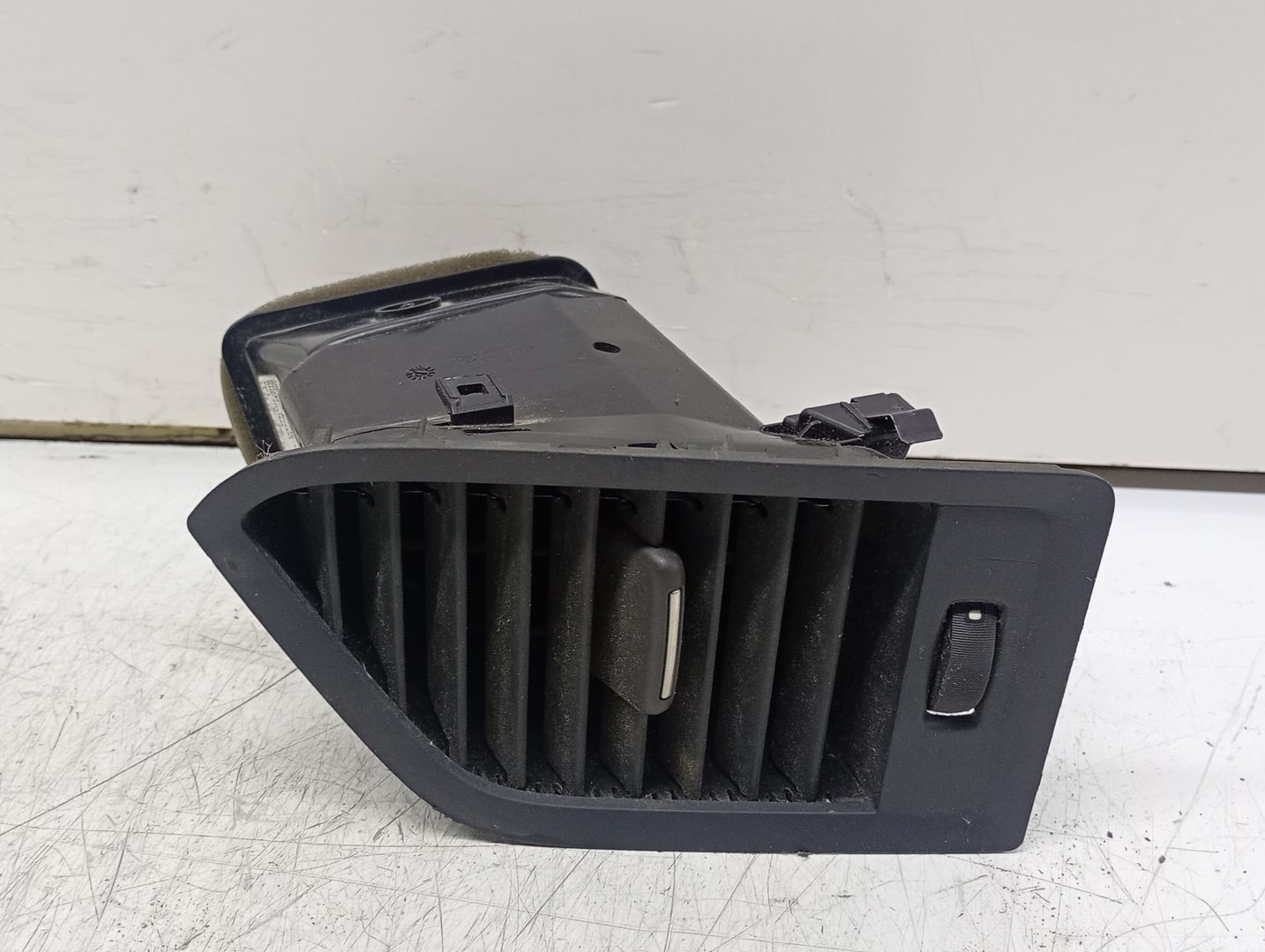 Grila ventilatie 06780001 Volvo XC60 1 (2008 - 2013)