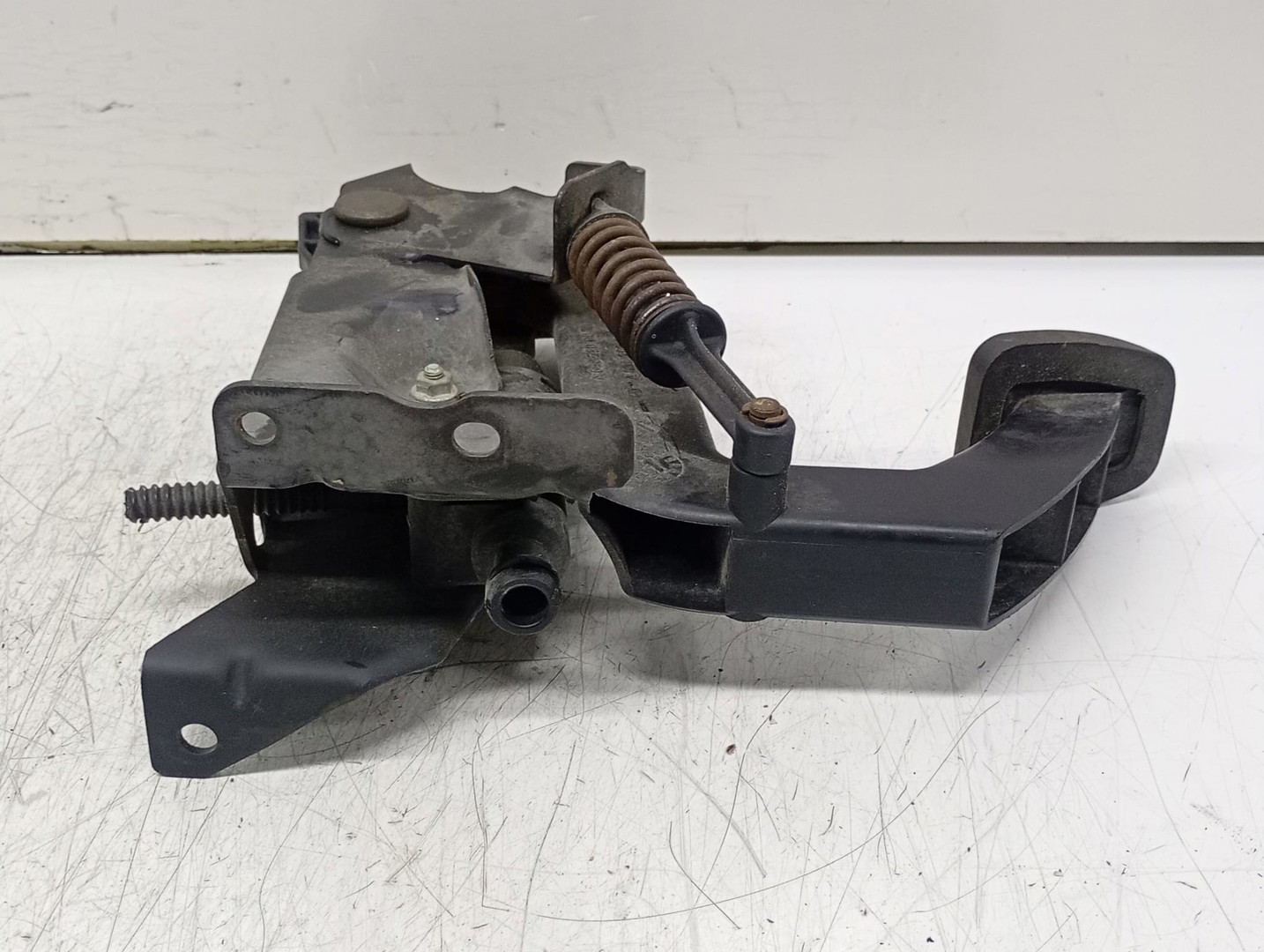 Pedala ambreiaj A6382900516 Mercedes Benz Vito W638 (1996 - 2003)
