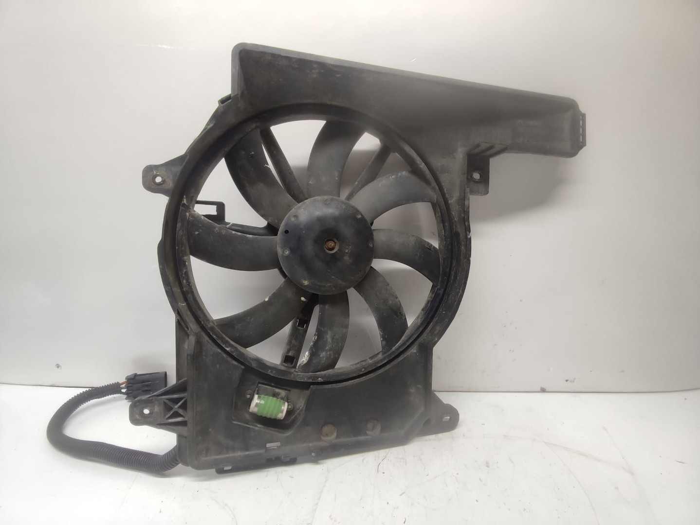 Electroventilator gmv 8240457 Opel Meriva 1 (facelift) (2004 - 2010)