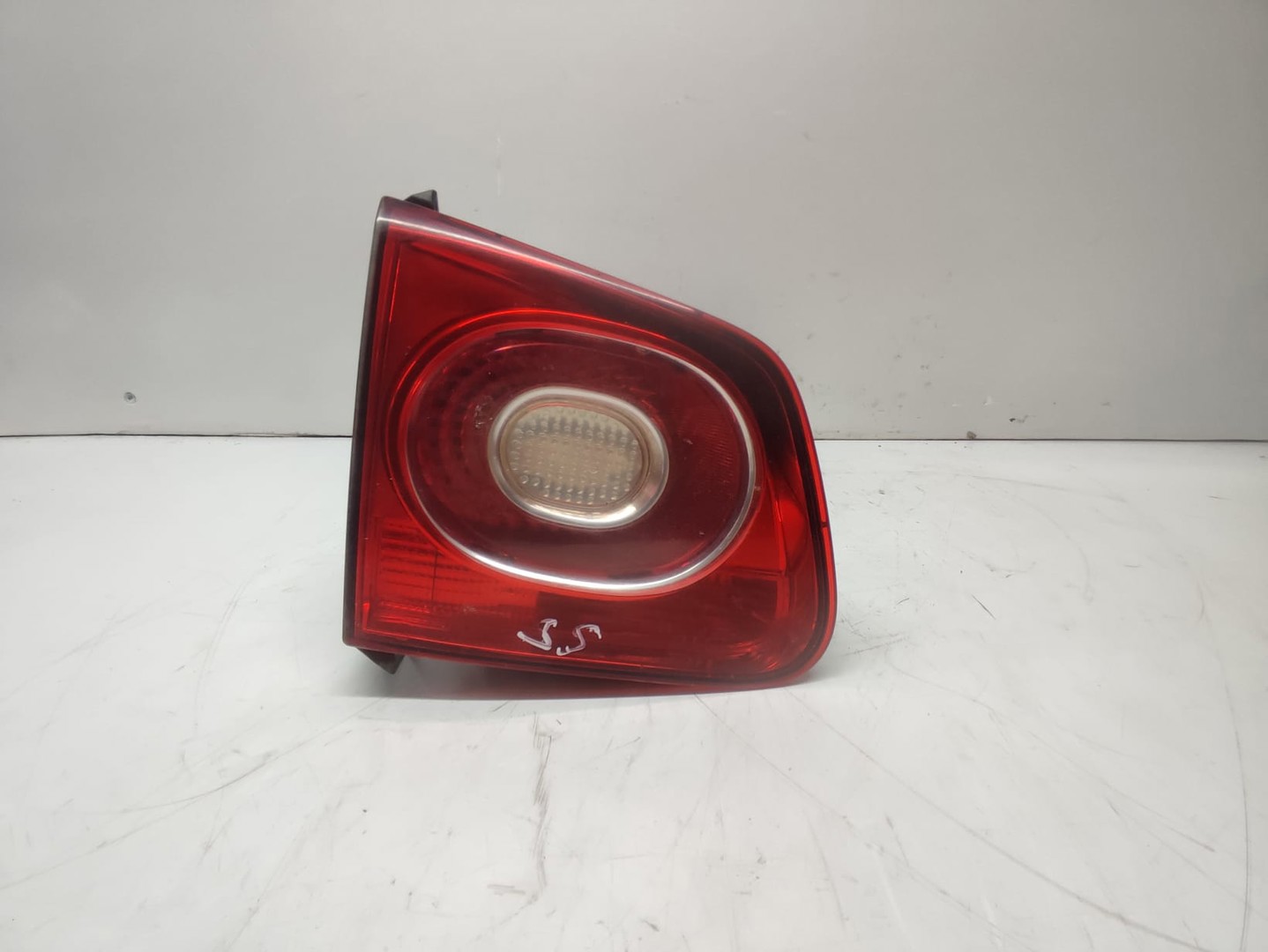 Stop dreapta haion 5n0945093b Volkswagen Tiguan 1 (5N) (2007 - 2011)