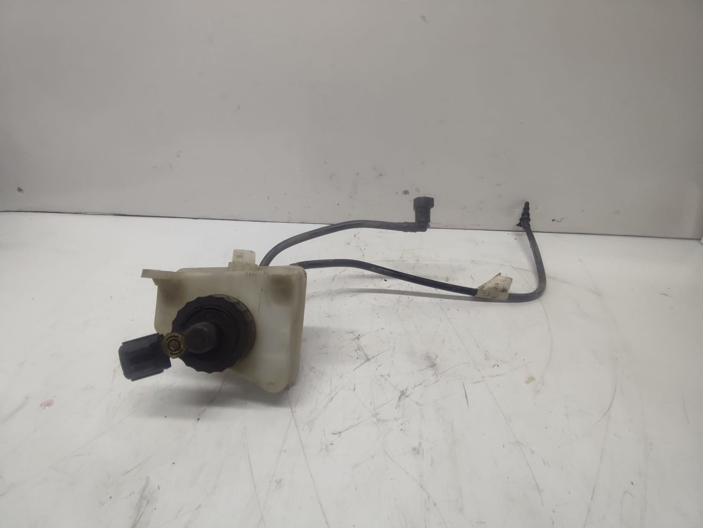 Vas lichid frana 98ab2c217ad Ford Focus 1 (1999 - 2004)