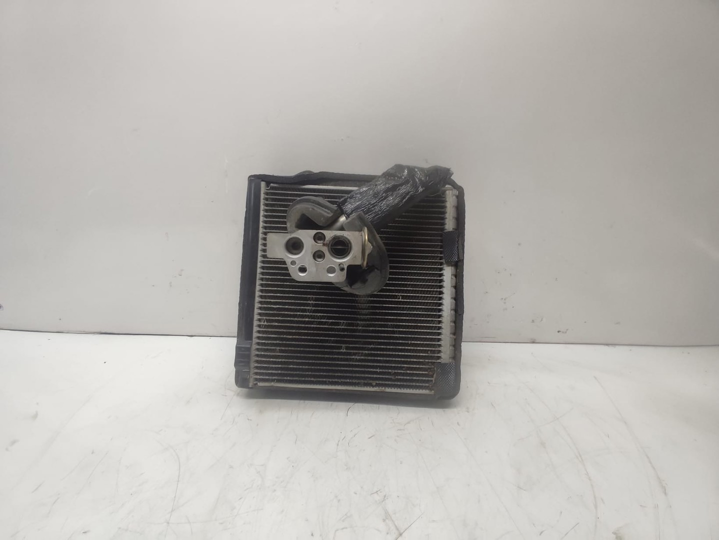 Radiator clima bord 3c1820103 Volkswagen Passat B6 (2005 - 2010)