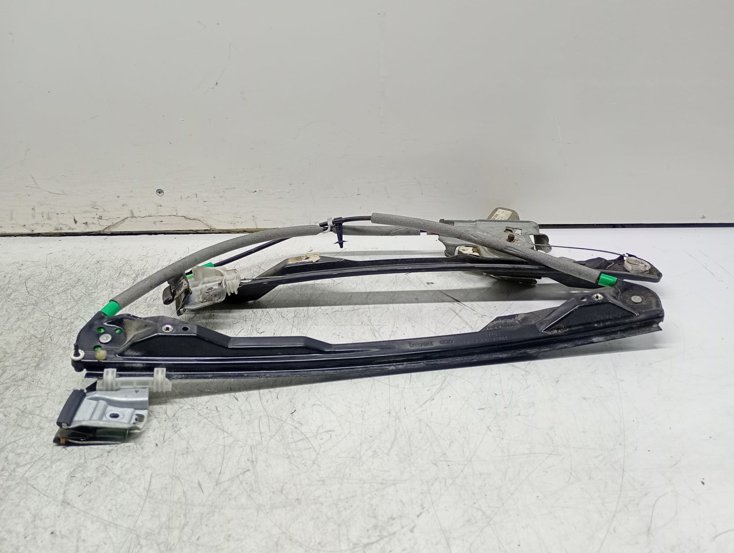 Macara geam stanga fata XS4123201 Ford Focus 1 (1999 - 2004)