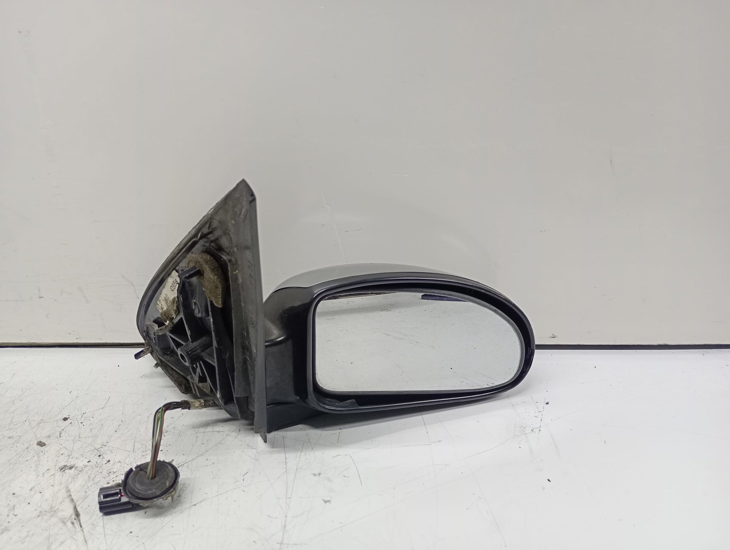 Oglinda dreapta E11015475 Ford Focus 1 (1999 - 2004)