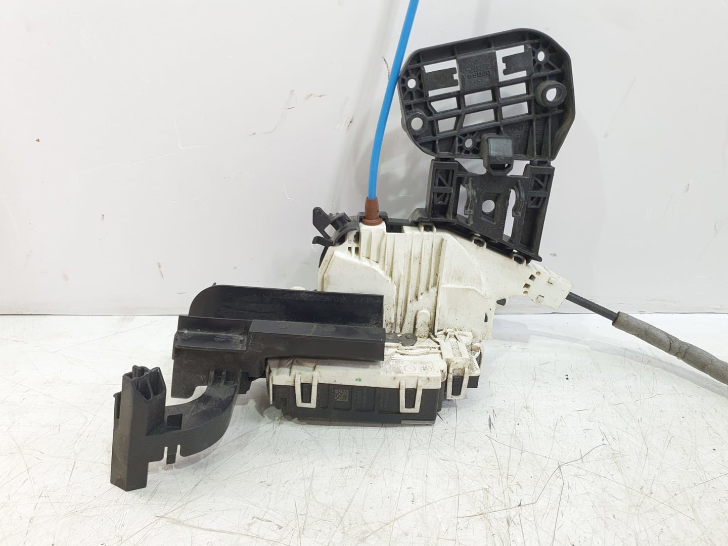 Broasca dreapta fata a1667200435 Mercedes Benz GLA-Class X156 (2013 - 2017) Cod: 197
