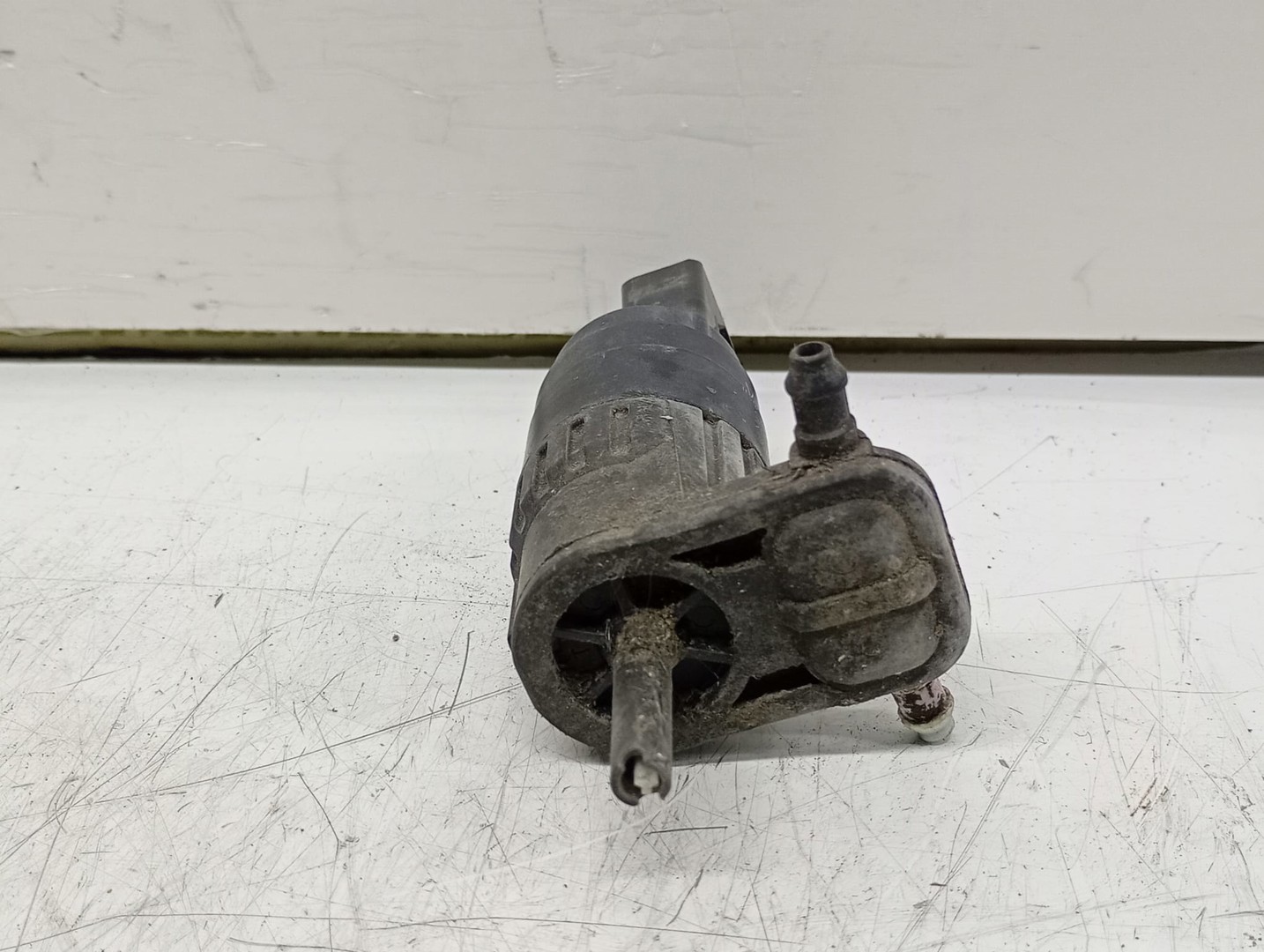 Pompa vas lichid parbriz 1k6955651 Volkswagen Golf 5 (2003 - 2009)