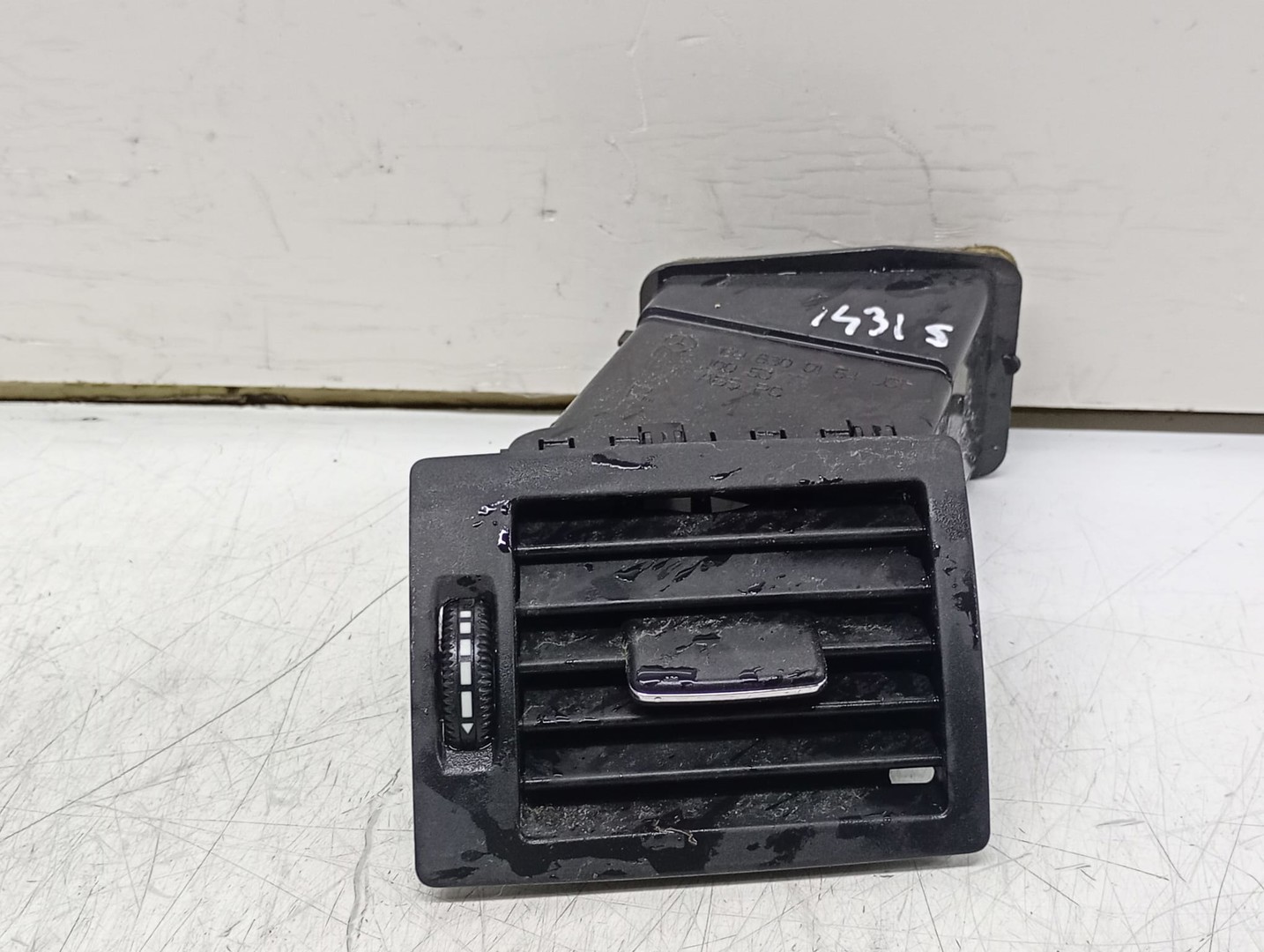 Grila ventilatie bord 1698300154 Mercedes Benz A-Class W169 (facelift) (2008 - 2012)