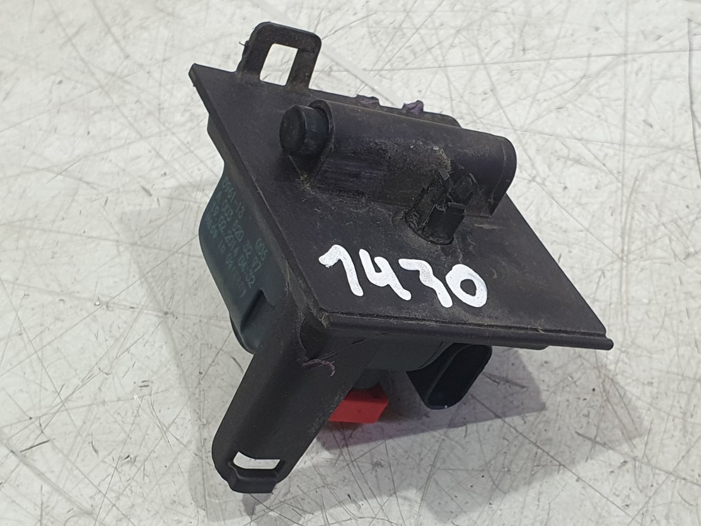 Motoras actuator usa rezervor a0038203297 Mercedes Benz GLA-Class X156 (2013 - 2017)
