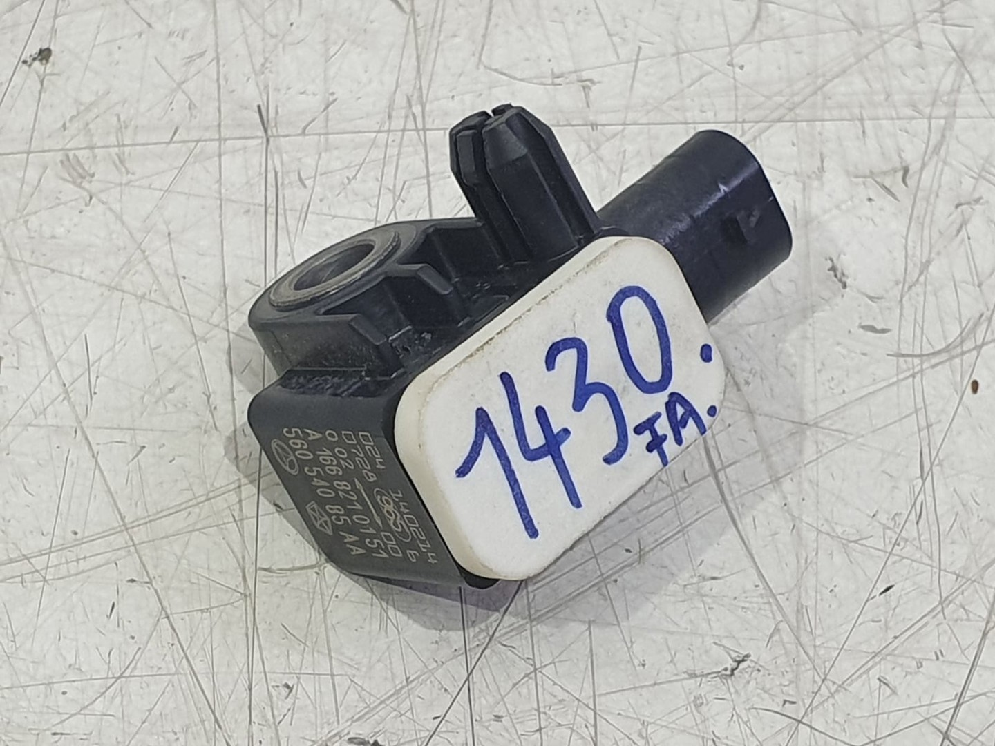 Senzor impact a1668210151 Mercedes Benz GLA-Class X156 (2013 - 2017)