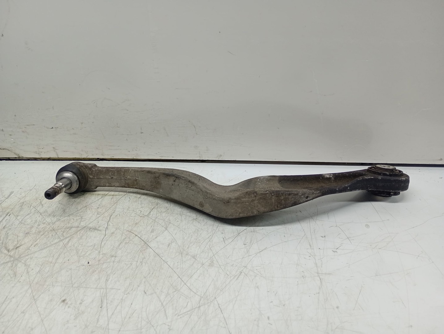 Brat suspensie fata EN608216 BMW Seria 5 F11 (2009 - 2013)
