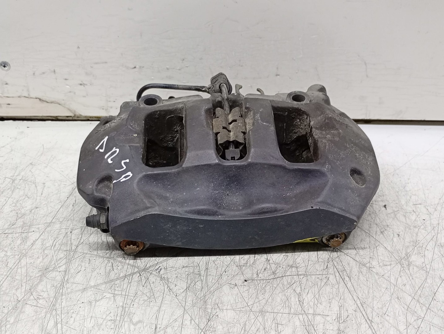 Etrier dreapta spate 7p0615424 Volkswagen Touareg 2 (7P) (2010 - 2014)