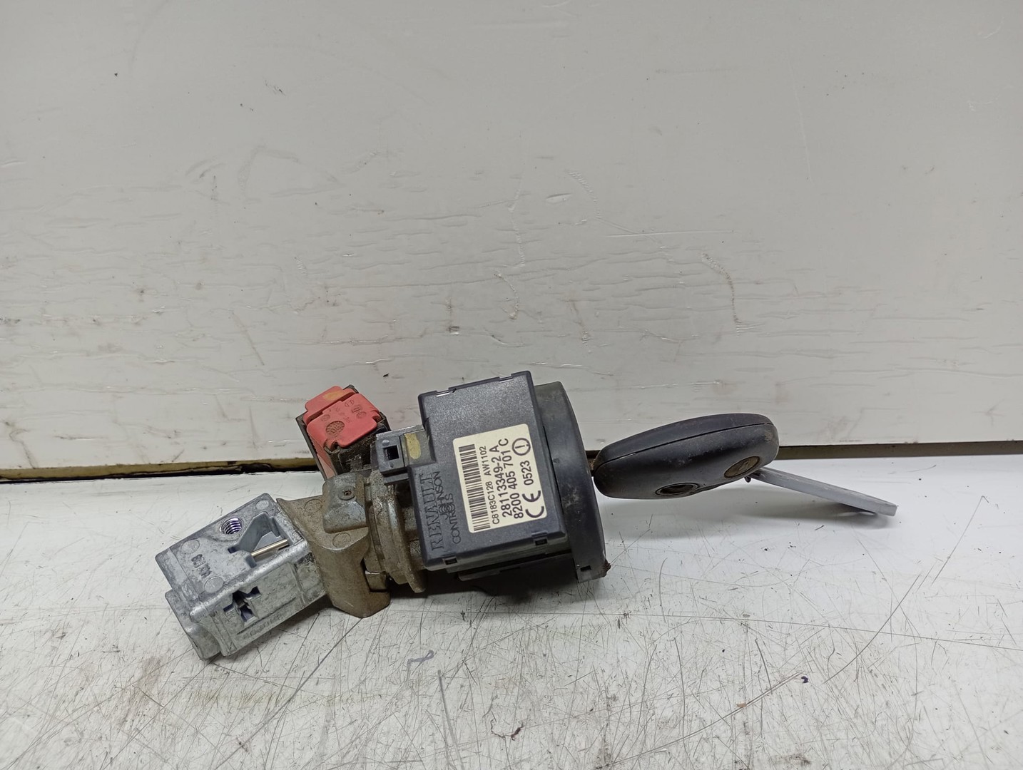 Contact cu cheie 8200405701C Renault Kangoo 2 (2007 - 2013)