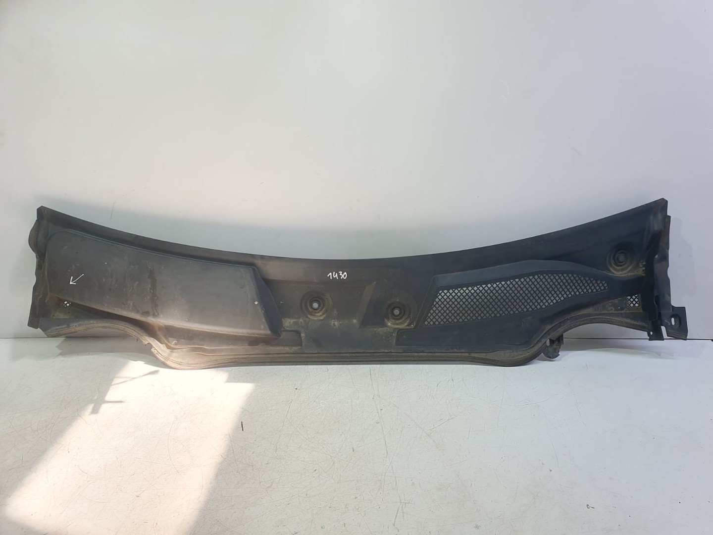 Grila stergatoare parbriz a1768300013 Mercedes Benz GLA-Class X156 (2013 - 2017) Cod: 197