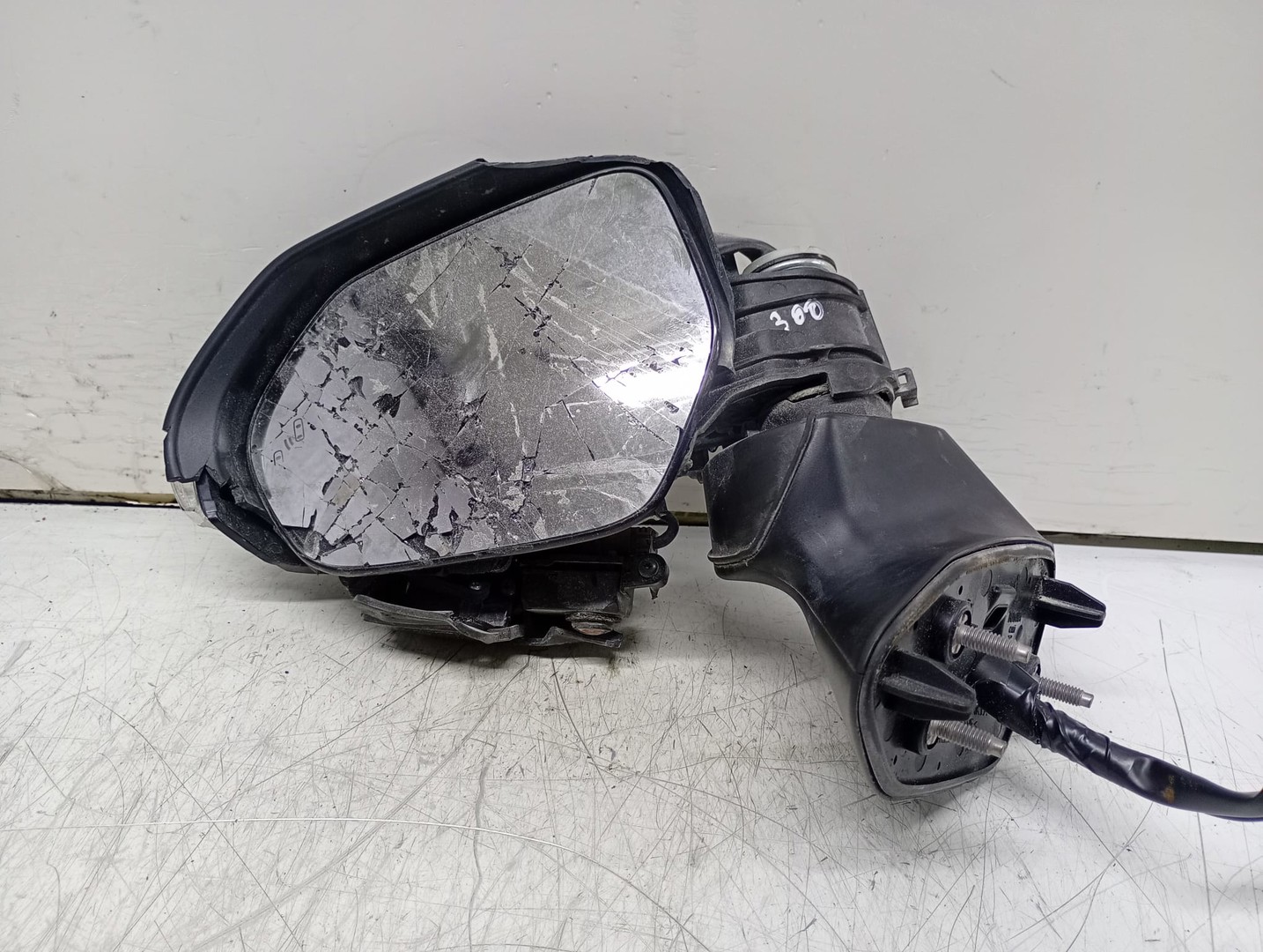 Oglinda stanga 87940-0DE70 Toyota Yaris XP150 (2013 - 2020)