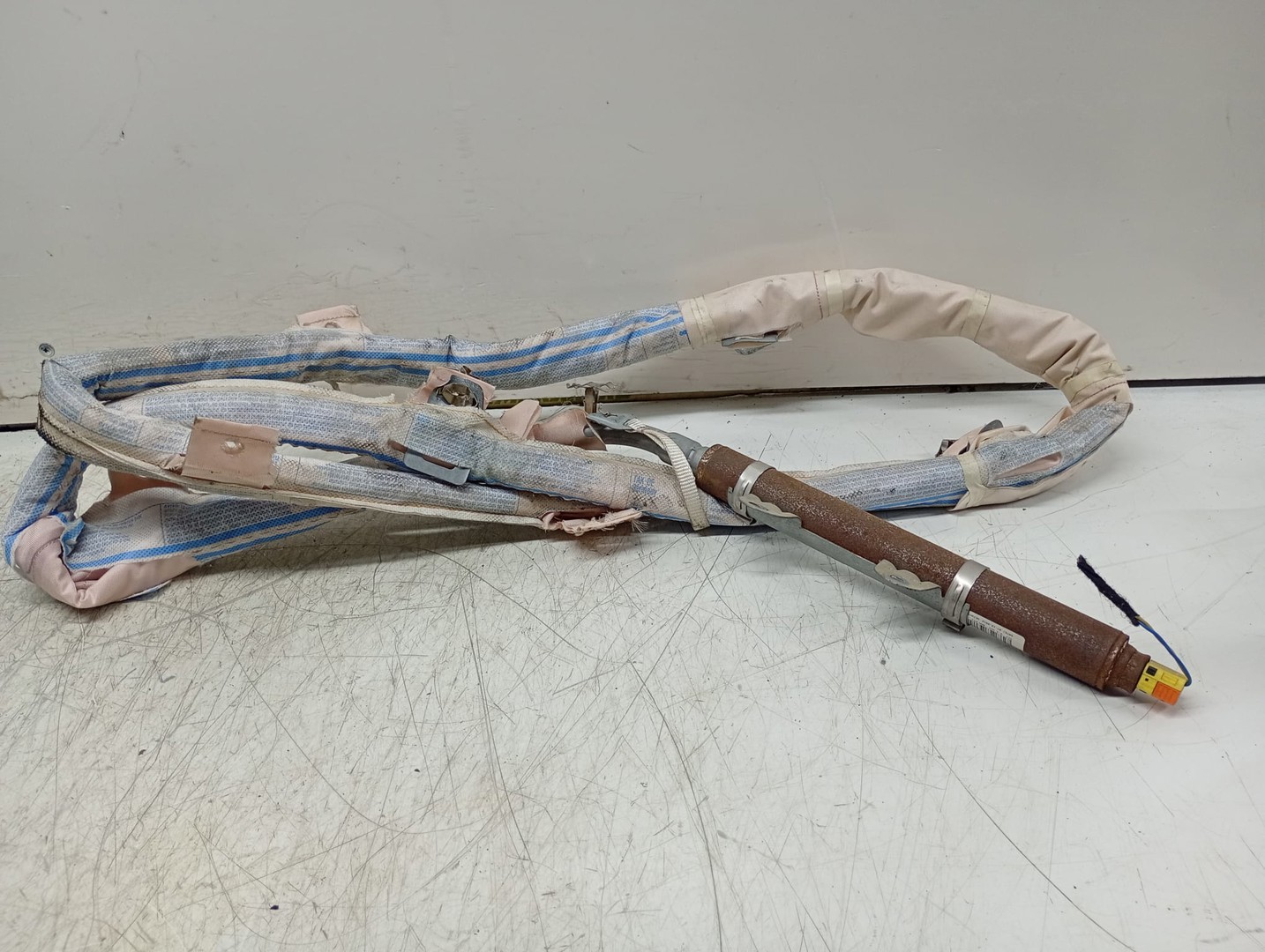 Airbag cortina stanga 7P6880741C Volkswagen Touareg 2 (7P) (2010 - 2014)