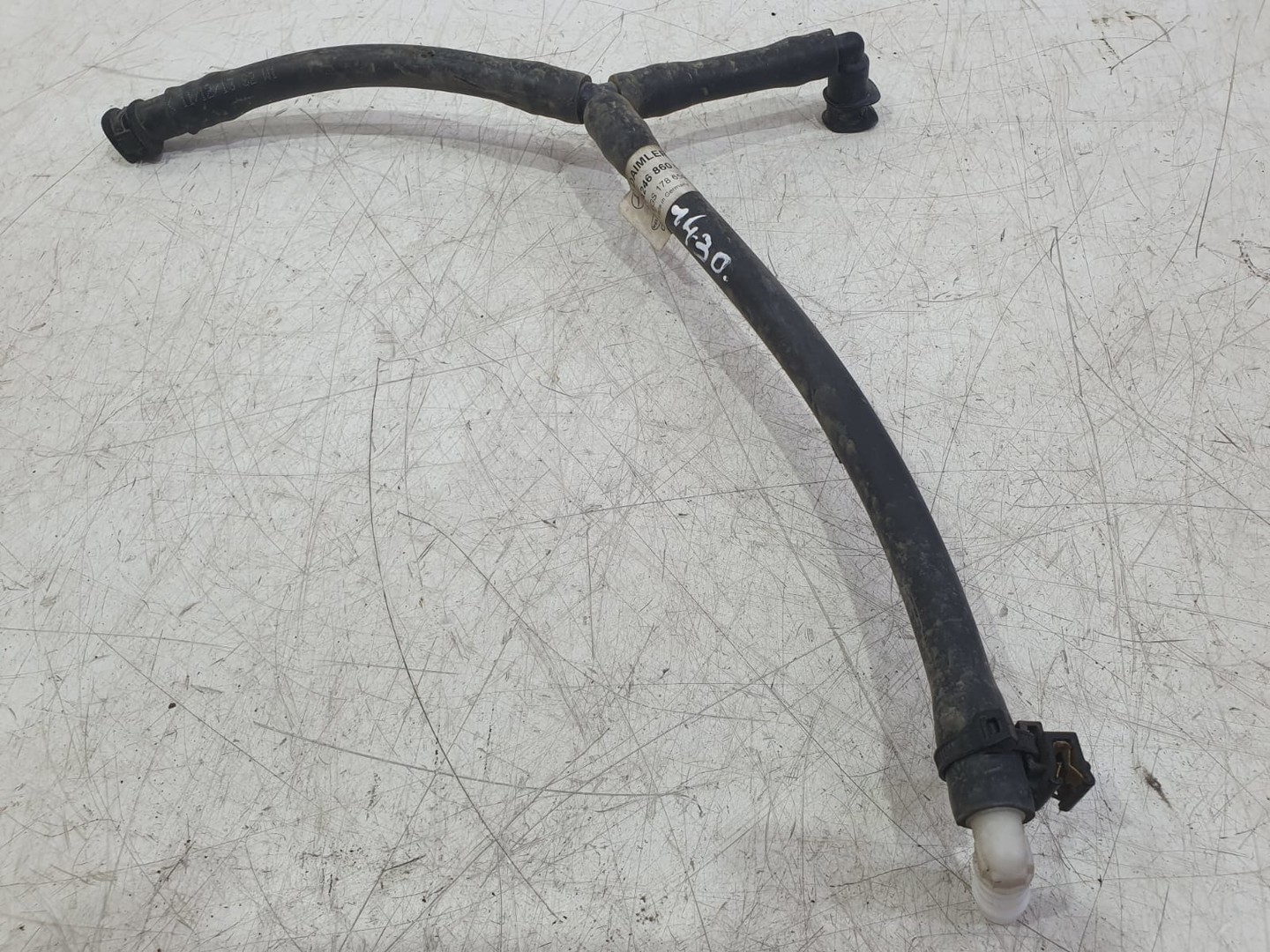 Furtun spalatoare faruri a2468600592 Mercedes Benz GLA-Class X156 (2013 - 2017) Cod: 197