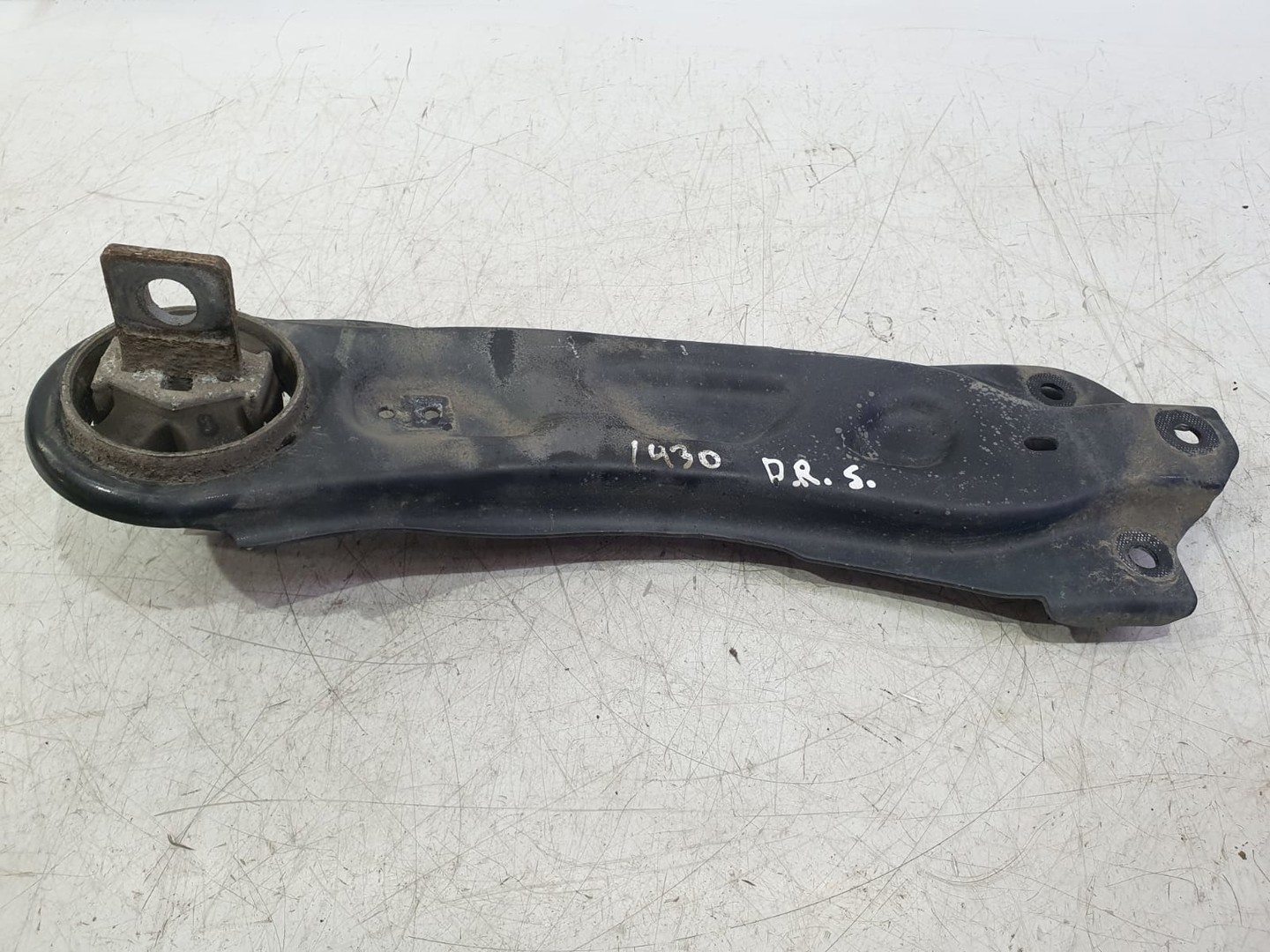 Brat suspensie dreapta spate a2463530043 Mercedes Benz GLA-Class X156 (2013 - 2017)