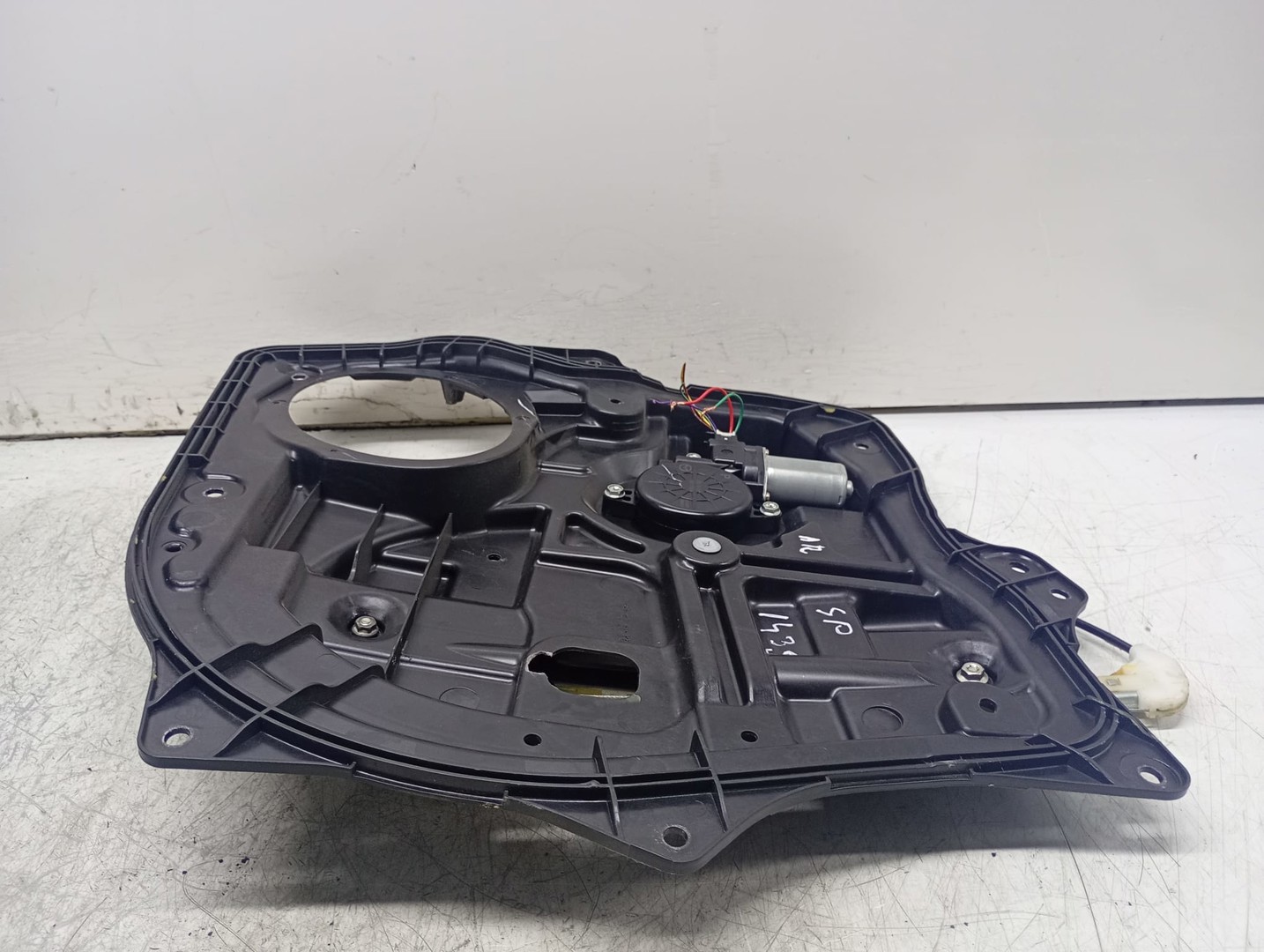 Macara geam dreapta spate GS1D7297x Mazda 6 GH (2007 - 2012)