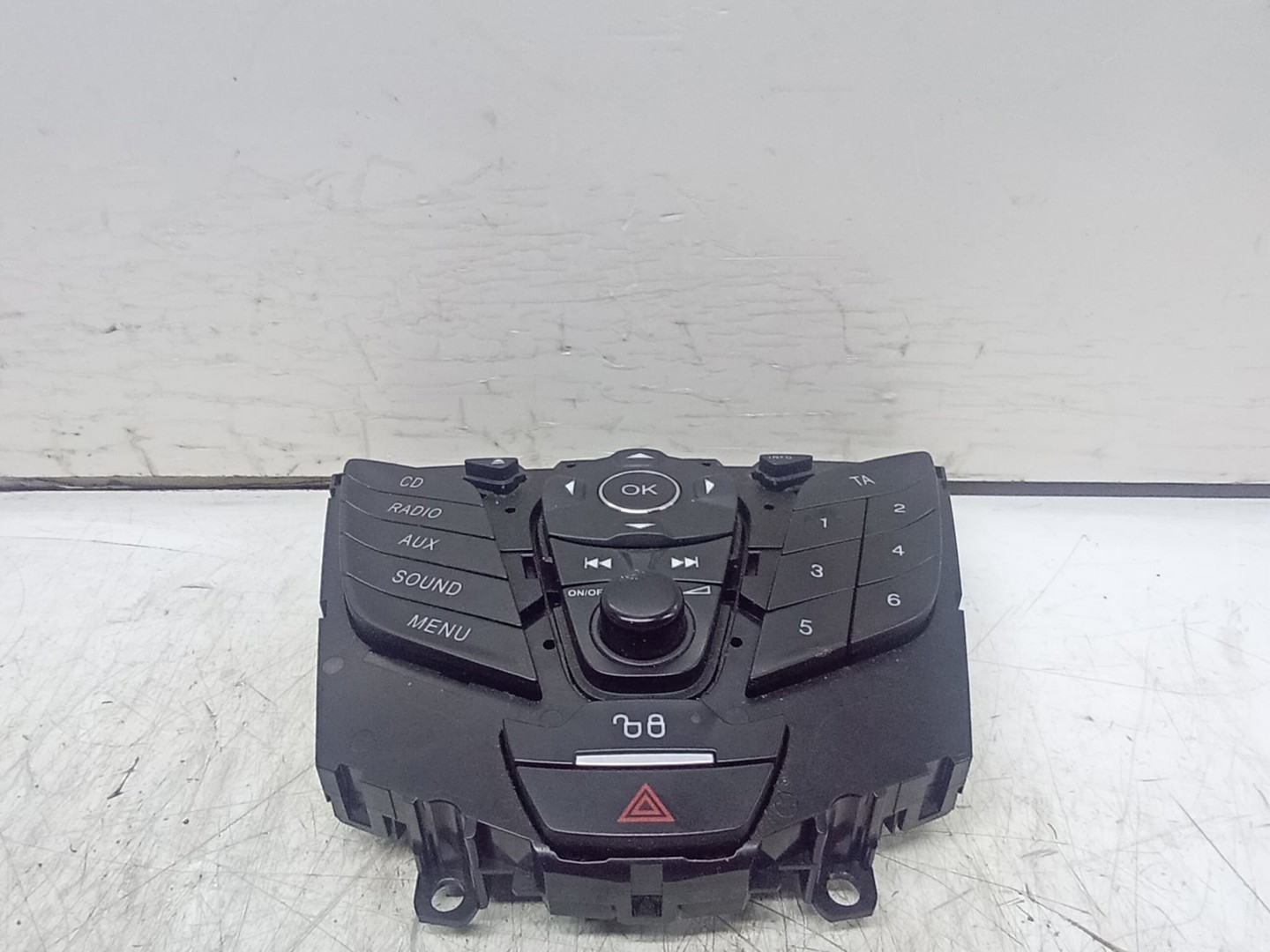 Modul radio AM5T18k811AD Ford Focus 3 (2011 - 2015)
