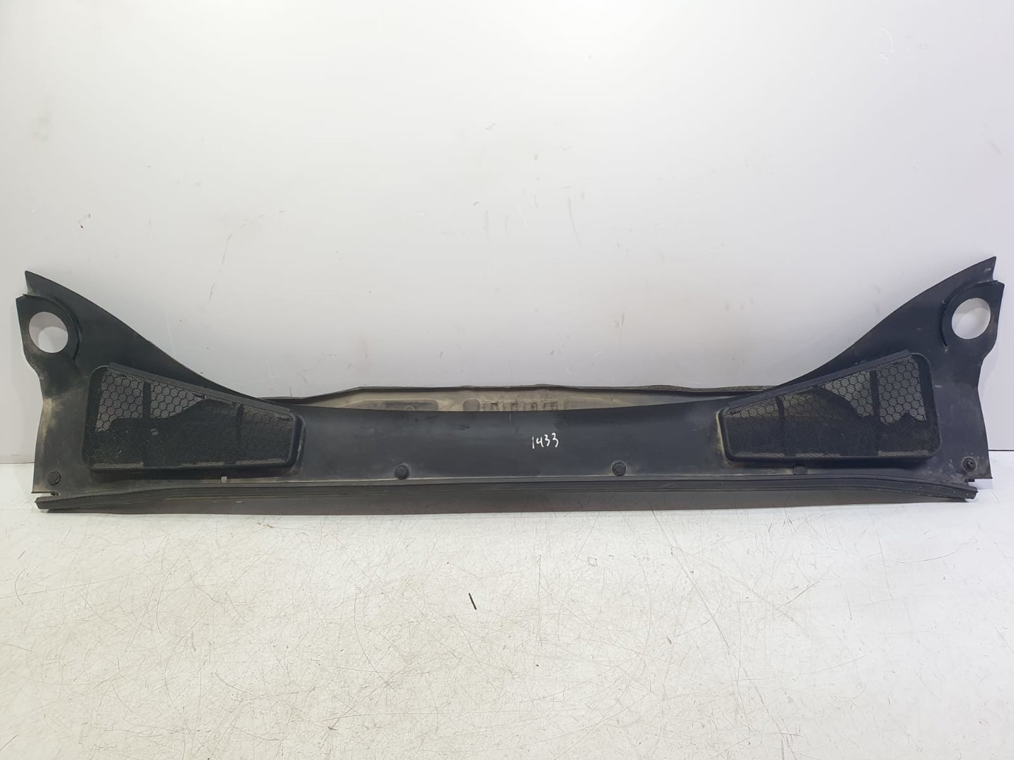 Grila stergatoare parbriz bm51-a02216-ae Ford Focus 3 (2011 - 2015)