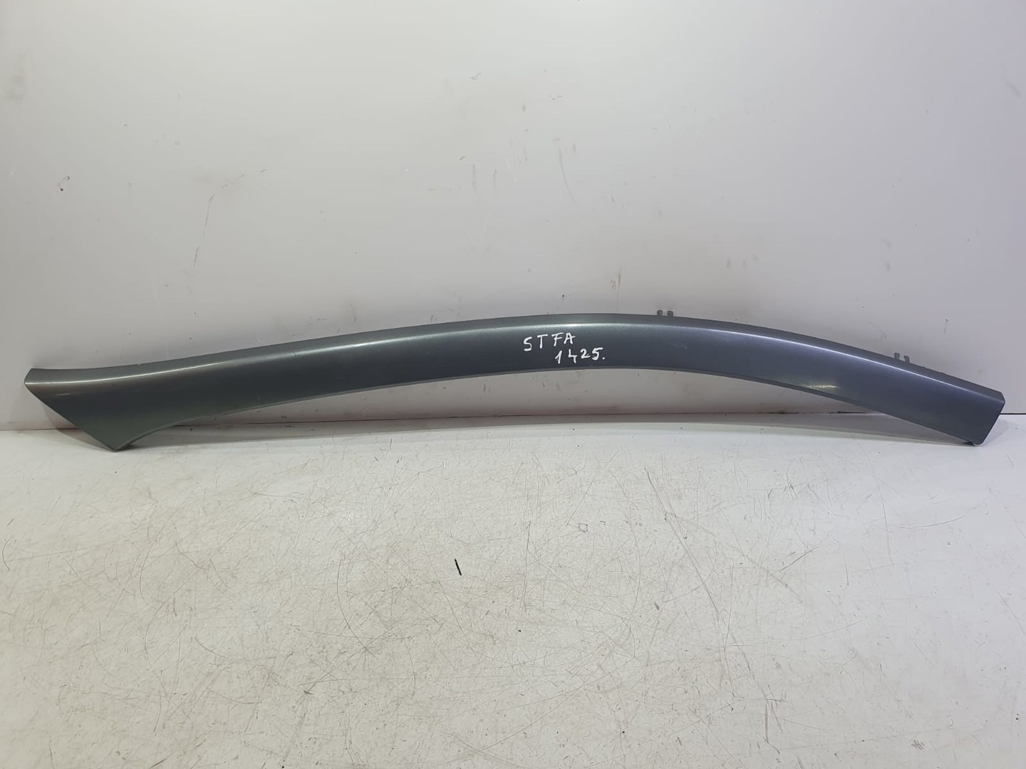 Ornament parbriz Peugeot 607 1 (2000 - 2004)