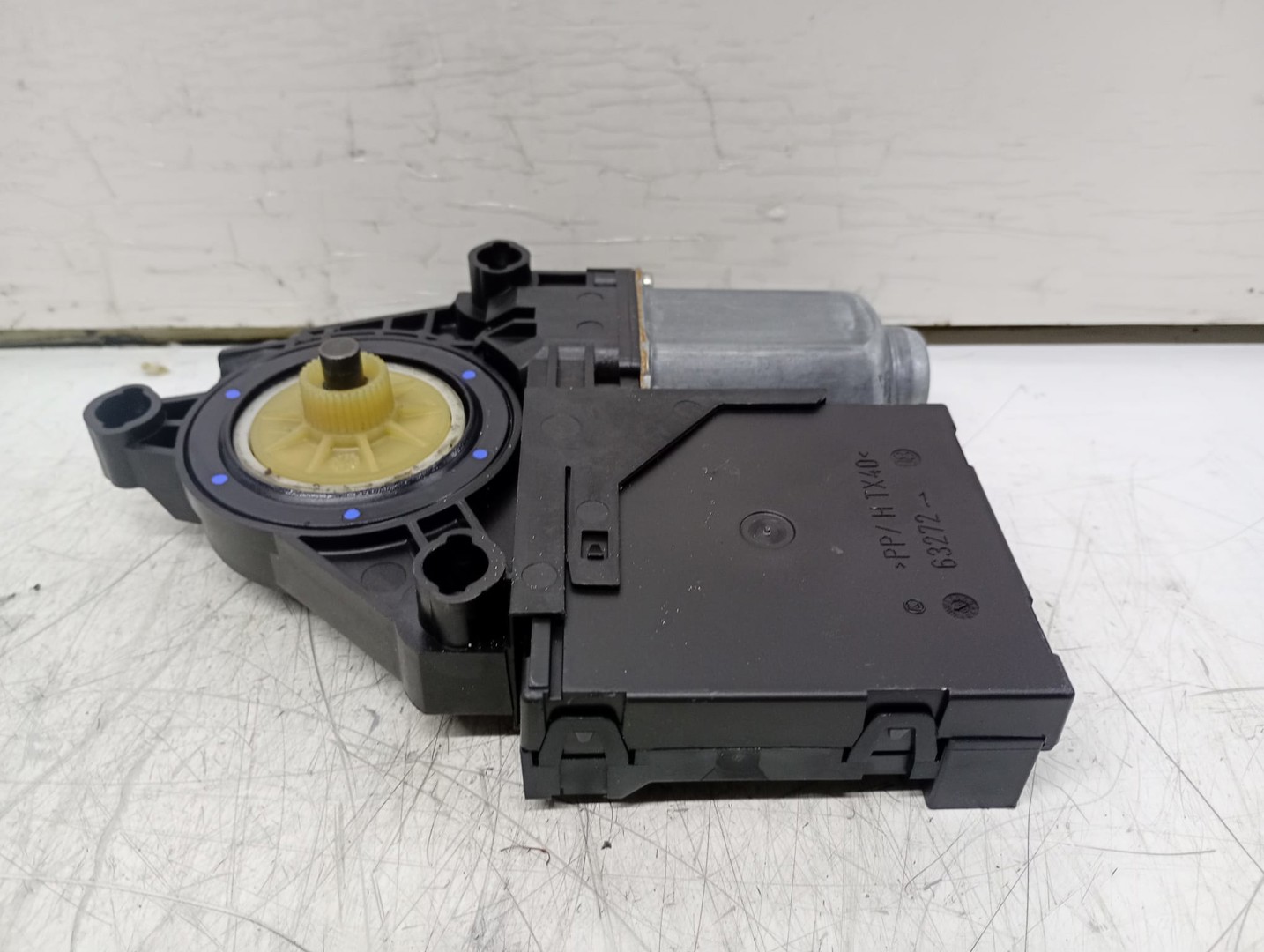 Motoras geam stanga fata 1k0959701AM Volkswagen Golf 6 (2008 - 2015)