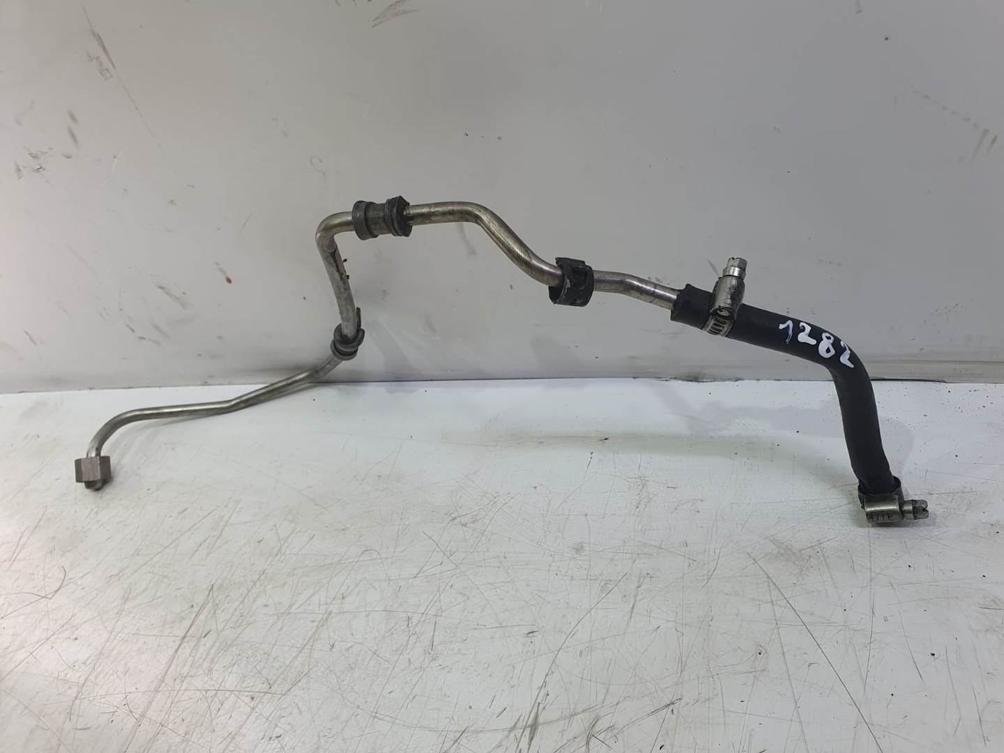 Conducta combustibil Volkswagen Passat B6 (2005 - 2010)