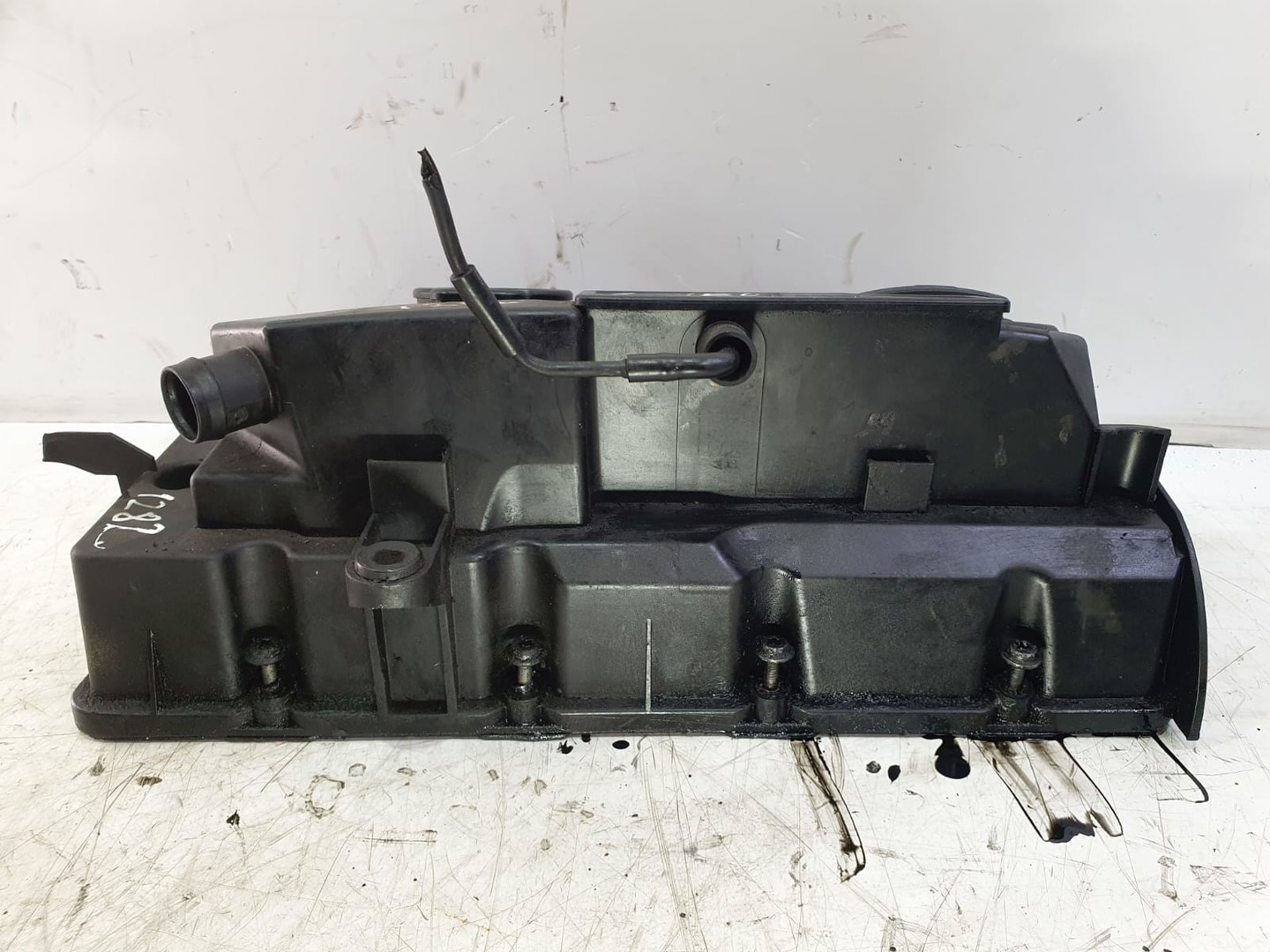 Capac culbutori 03g103475d Volkswagen Passat B6 (2005 - 2010)