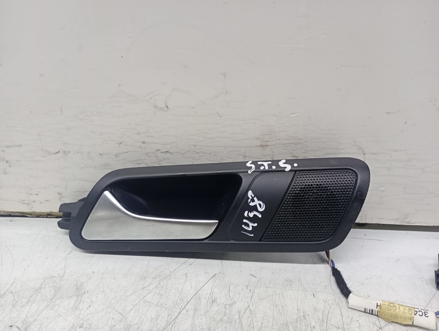Maner interior stanga spate 3C4839113 Volkswagen Passat B6 (2005 - 2010)