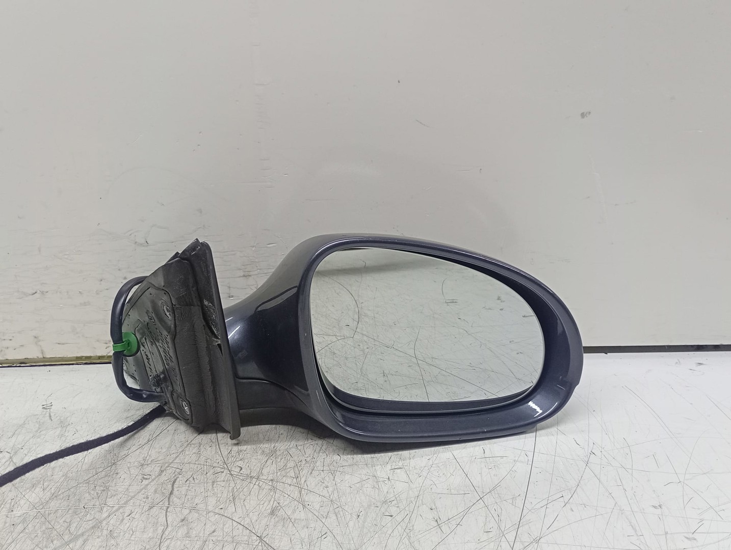 Oglinda dreapta 3C0857934 Volkswagen Passat B6 (2005 - 2010)