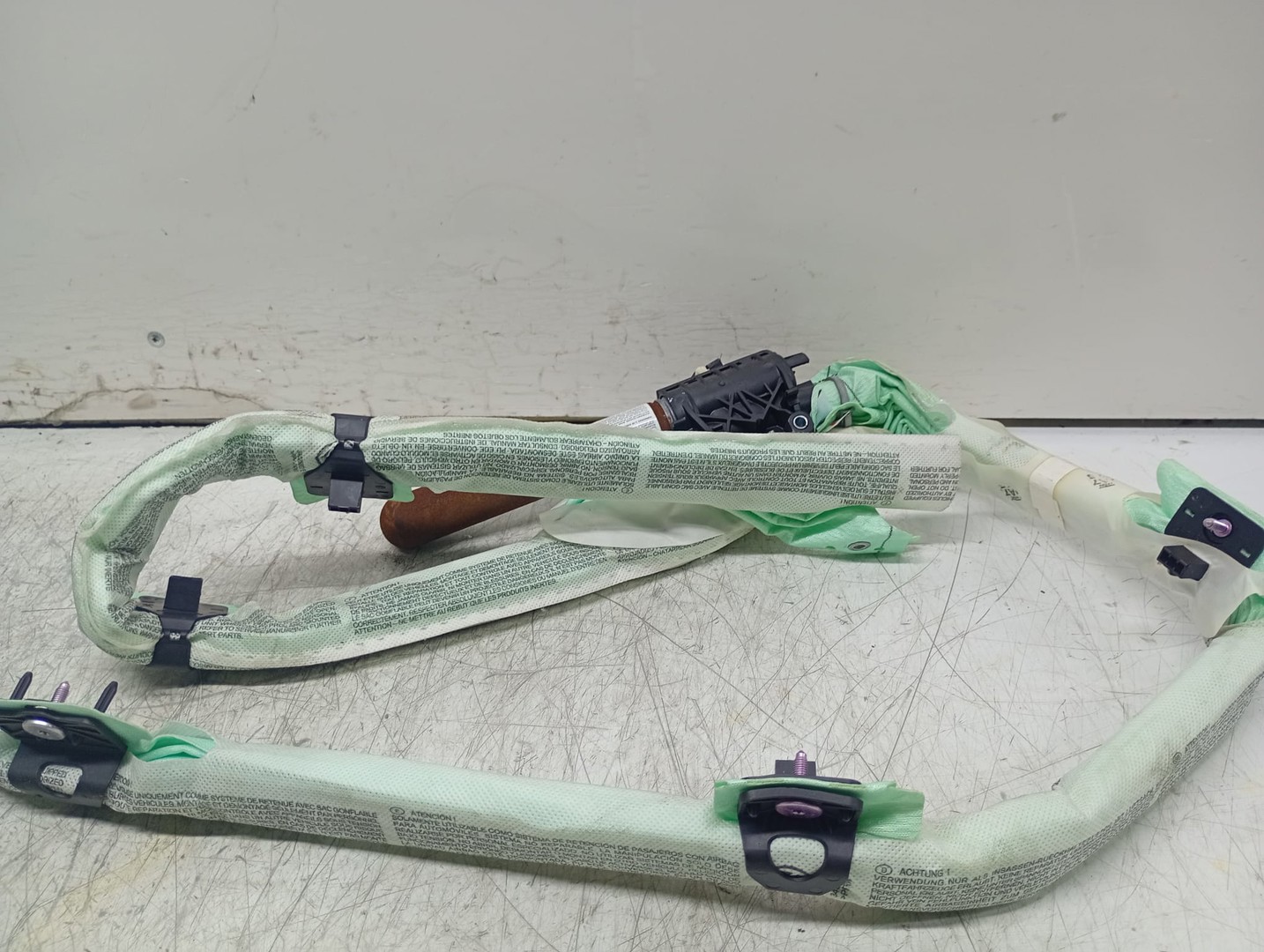 Airbag cortina dreapta 3C0880742E Volkswagen Passat B6 (2005 - 2010)