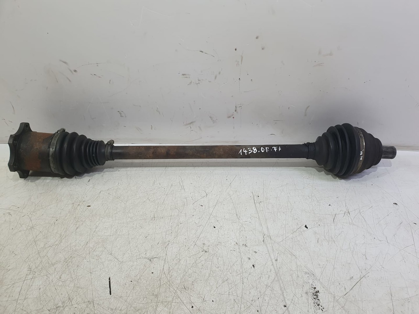 Planetara dreapta fata Volkswagen Passat B6 (2005 - 2010)