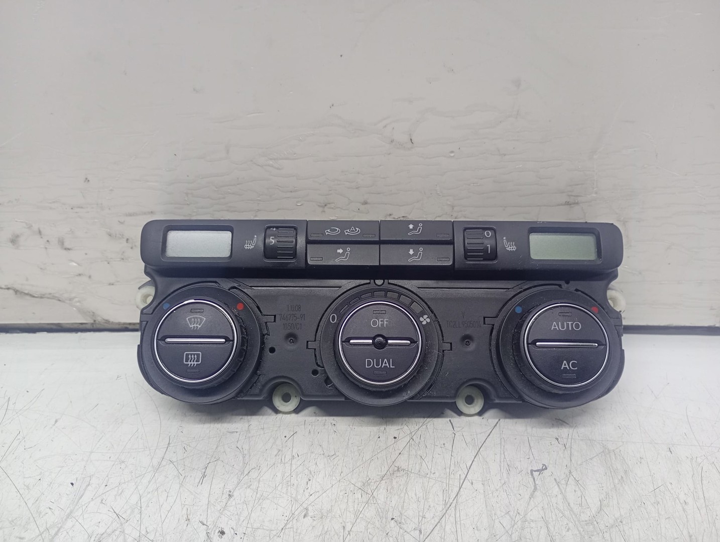 Panou clima ac 3C0907044DK Volkswagen Passat B6 (2005 - 2010)