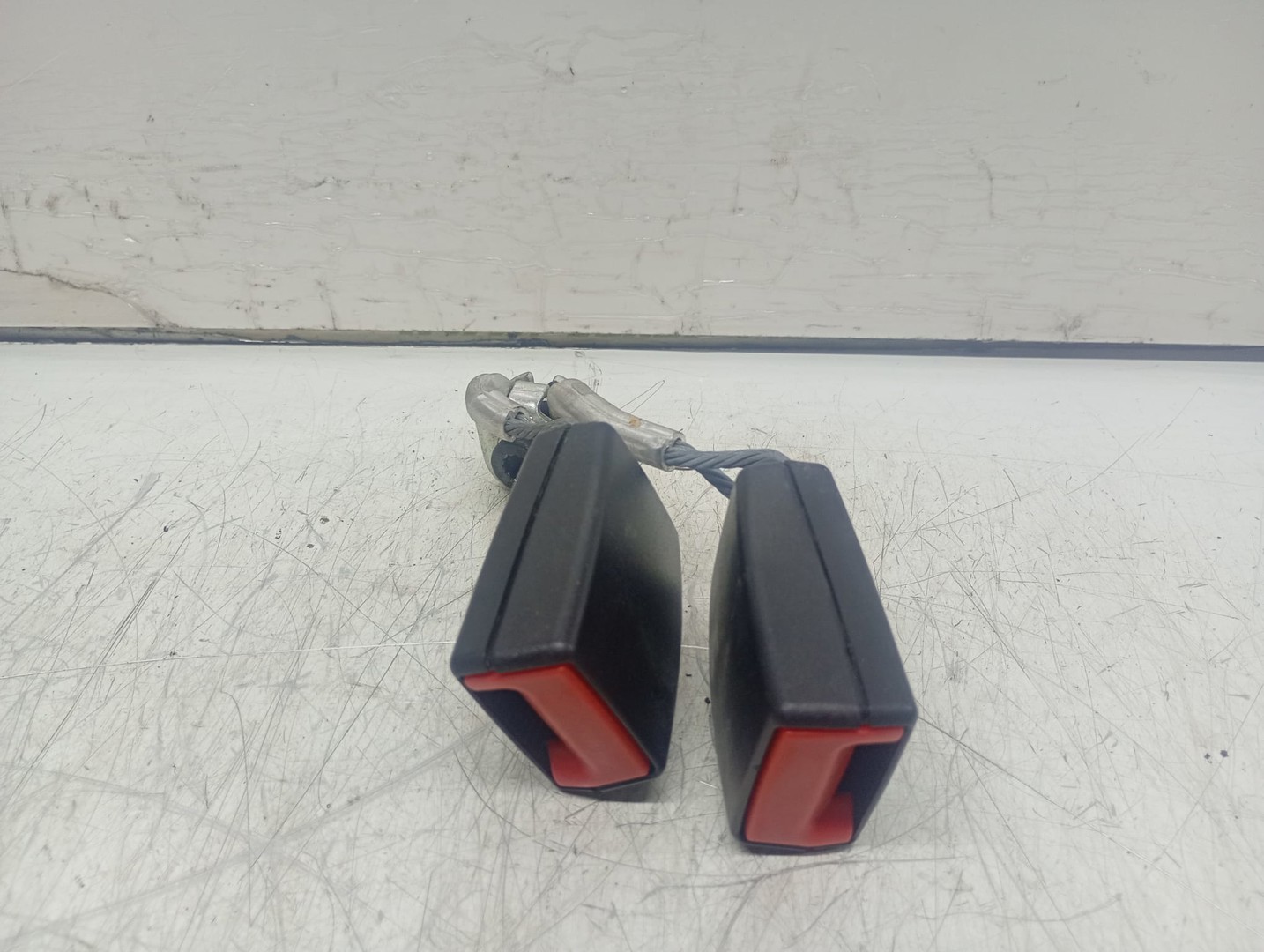 Pretensioner 3c0857739B Volkswagen Passat B6 (2005 - 2010)