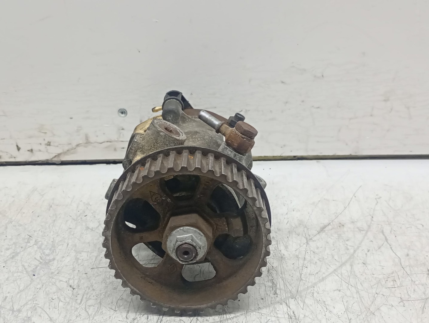 Pompa inalta presiune 8200057225 R9042A070A Renault Megane 2 (2002 - 2006)